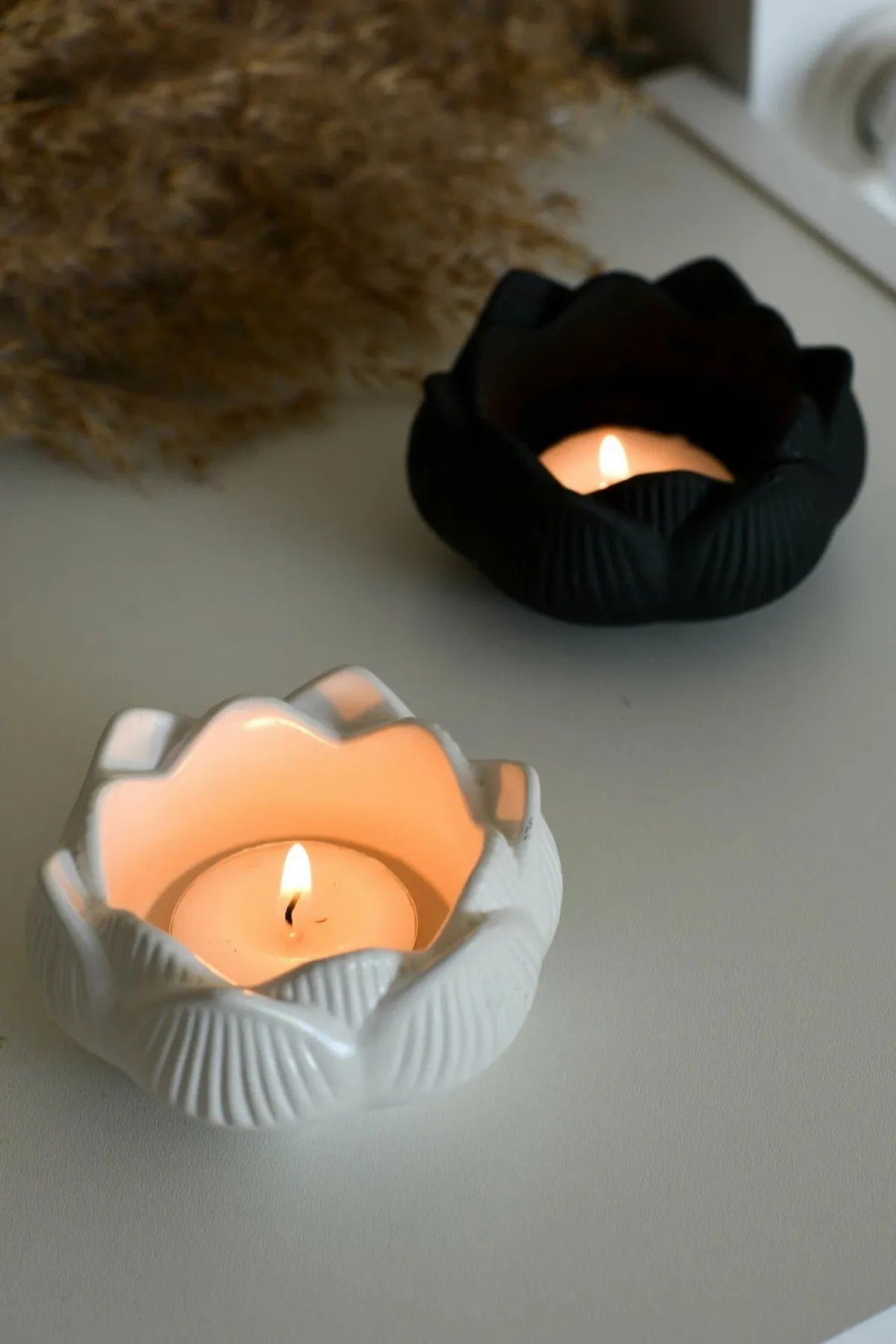 candlerock Lotus Tealight Mumluk 2’li Set – Siyah & Beyaz