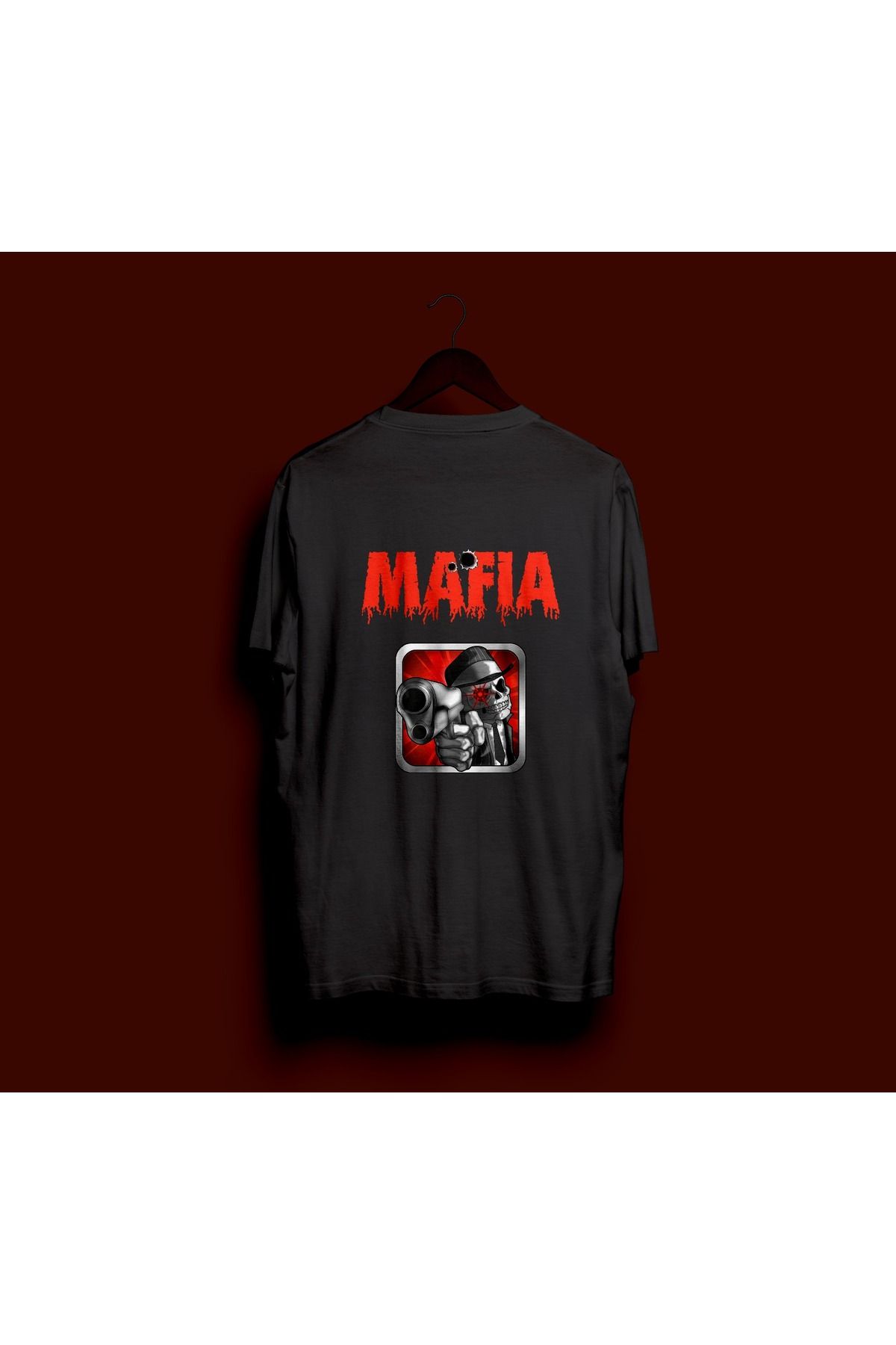MODA KISA KOLLU REGULAR KALIP SIRT BASKILI “MAFIA” YAZILI PAMUKLU T-SHIRT
