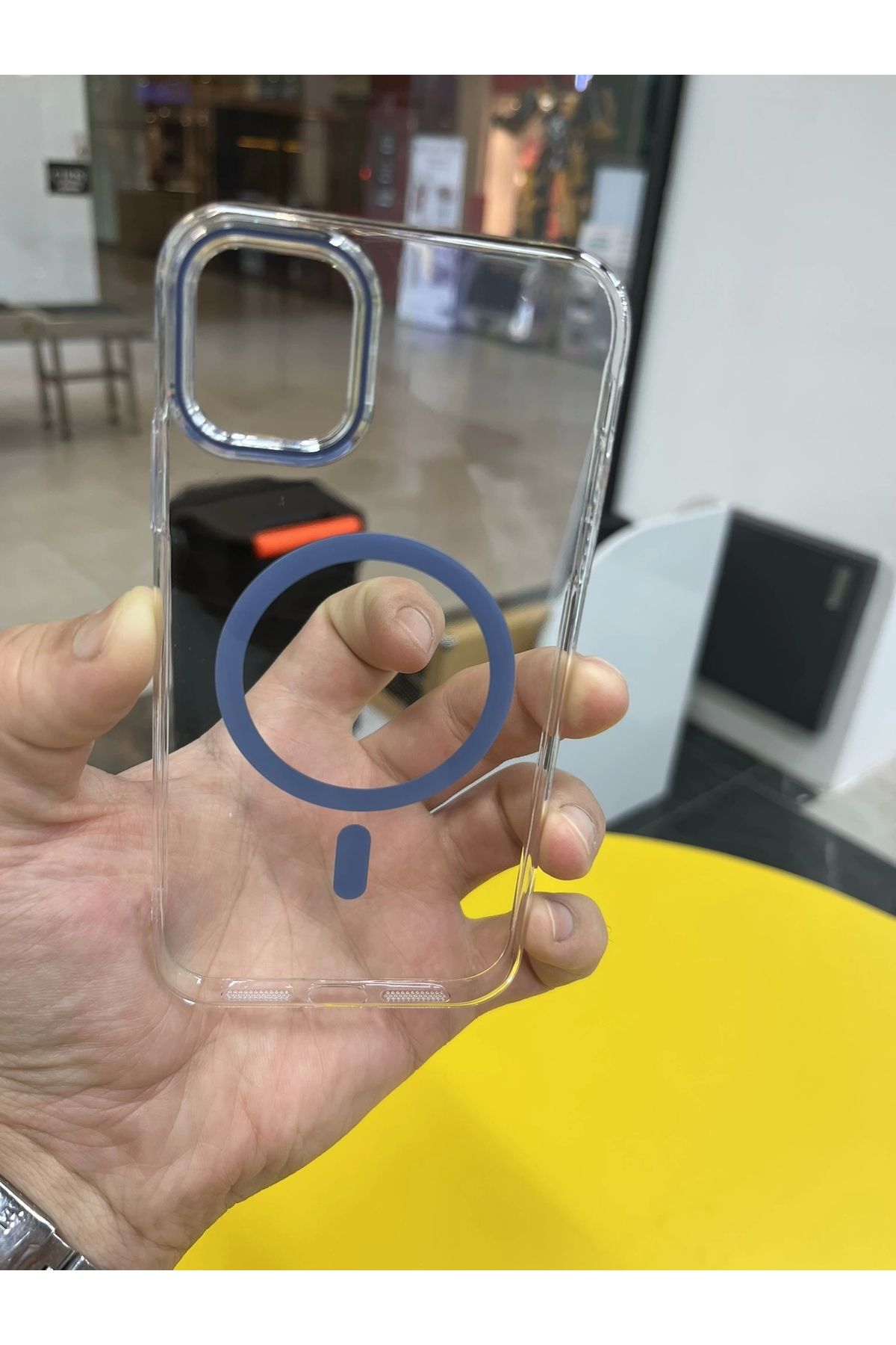 lucek cases İPhone 12 Uyumlu Şeffaf MagSafe Özellikli Geç Sararma Yapan Kıılıf