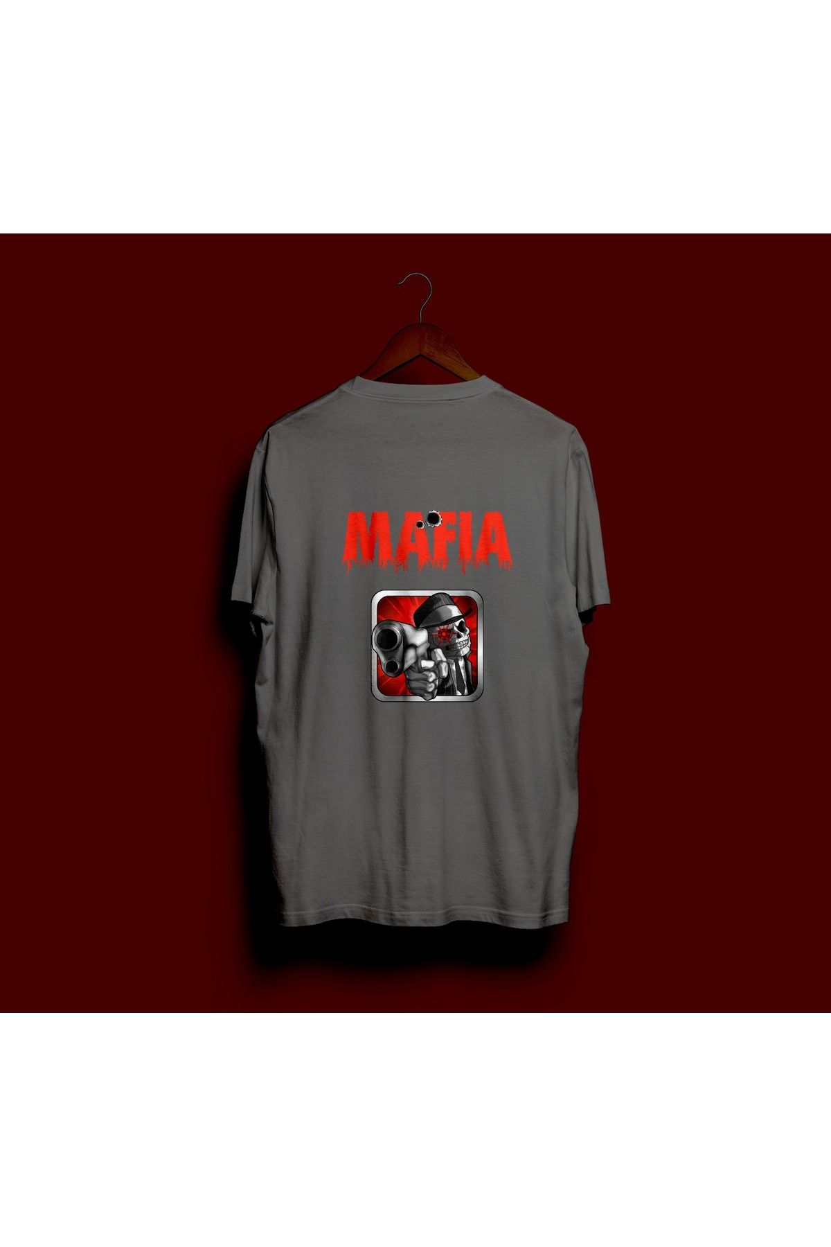 MODA KISA KOLLU REGULAR KALIP SIRT BASKILI “MAFIA” YAZILI PAMUKLU T-SHIRT