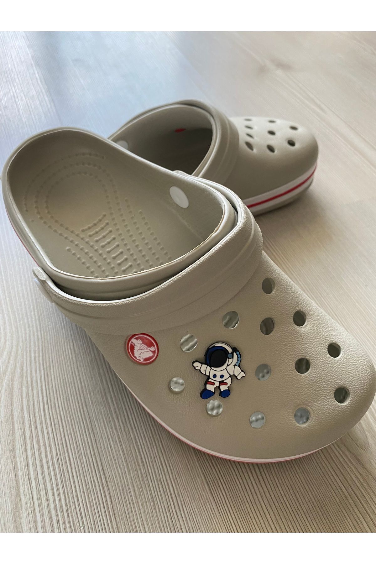 shop 1 adet terlik süsü astronot jibbitz