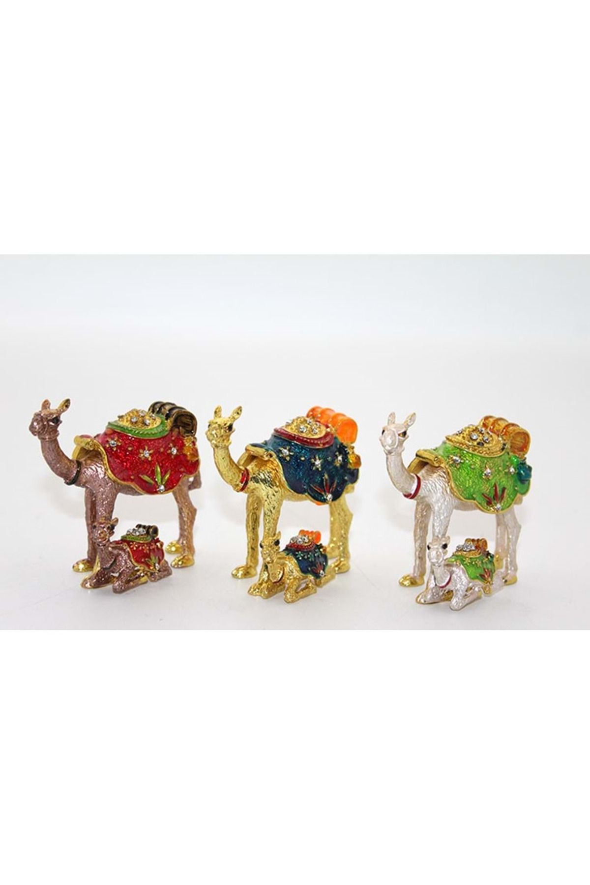 Store Sıvaroskı Yavrulu Deve 8*9 Cm