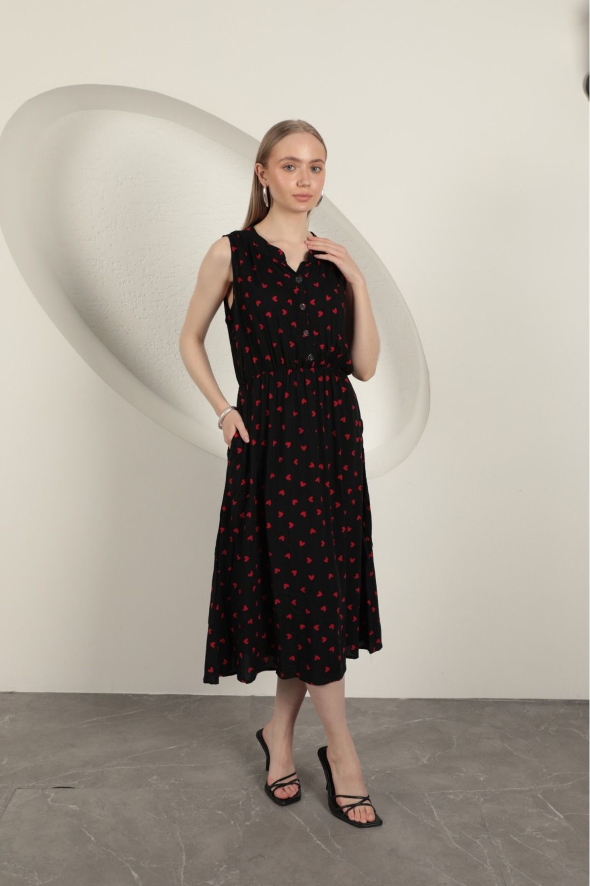 MODA ModaPerla viskon kumaş kalp desenli elbise -siyah/kırmızı