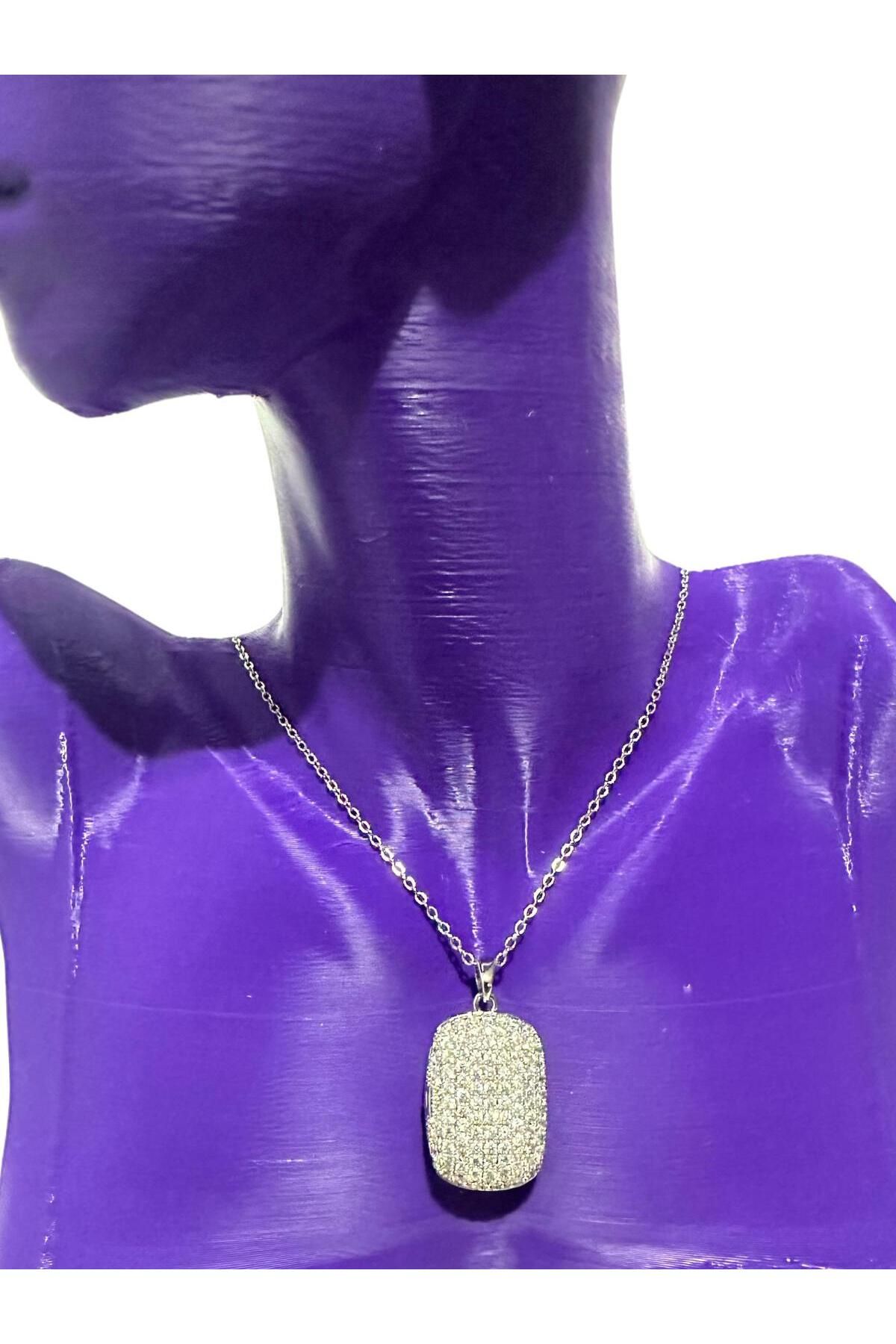 Papet Butik Dikdörtgen Taşlı Çelik Kolye