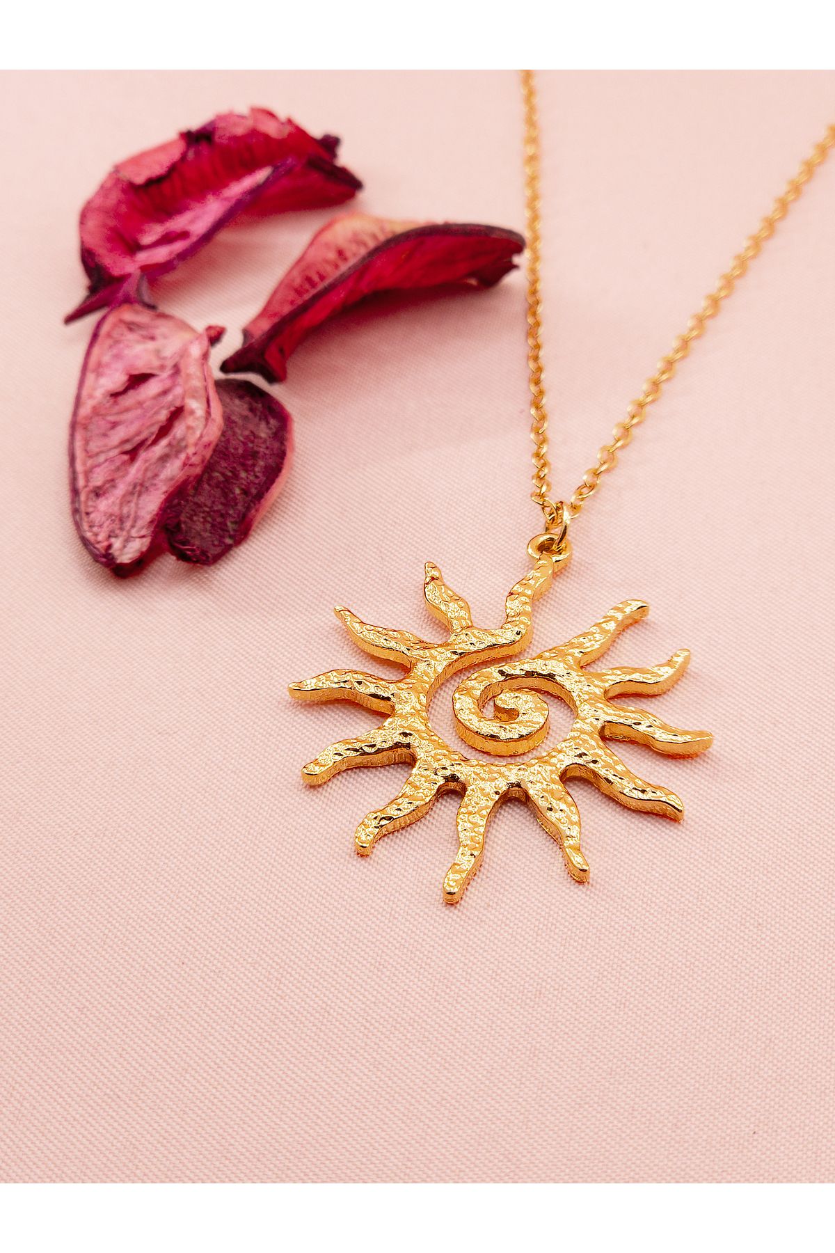 luree accessories Güneş Motifli Çelik Zincir Kolye