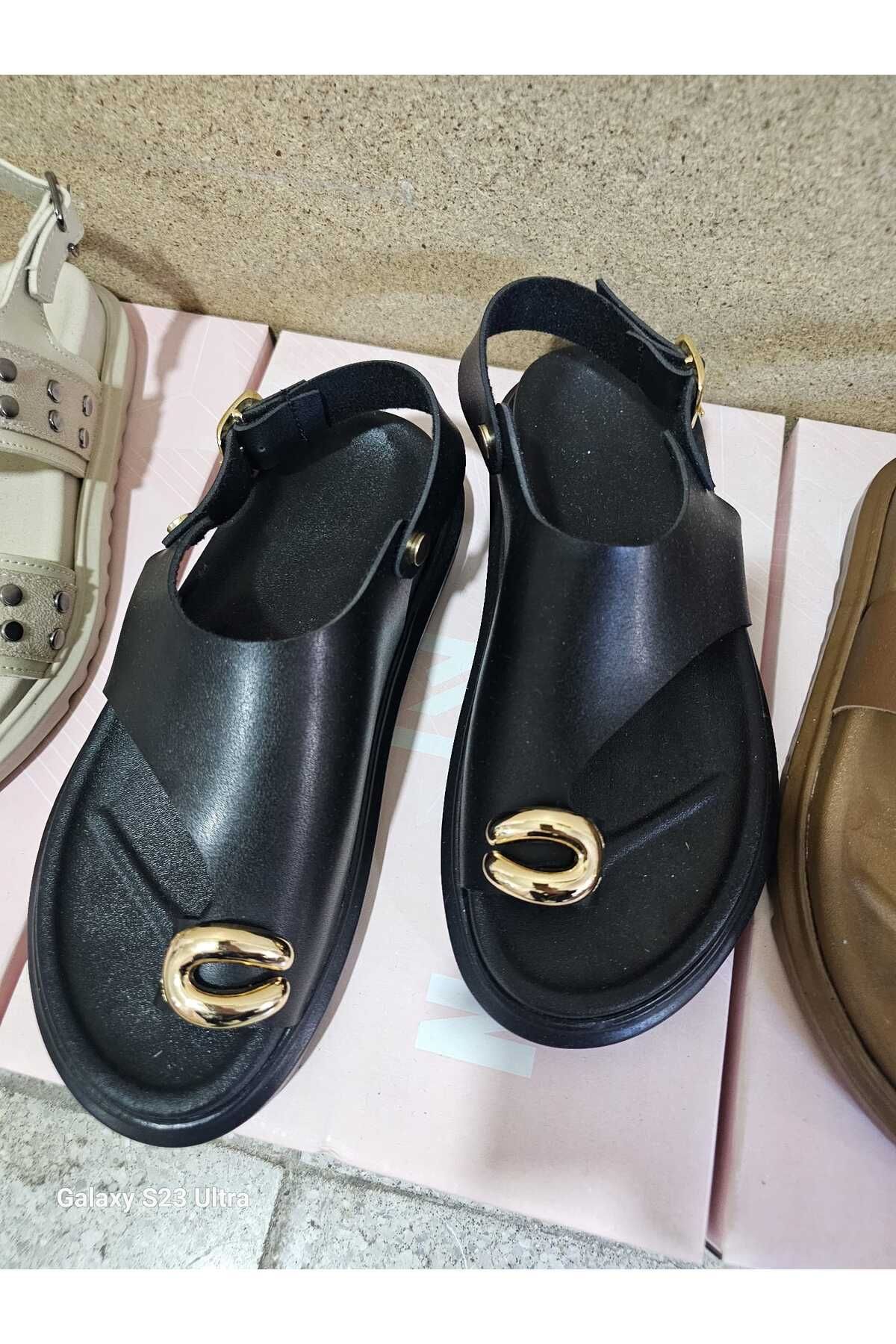 CİMİLİ SHOES Kadın Deri Günlük Gold Yüzük Parmak Arası Sandalet