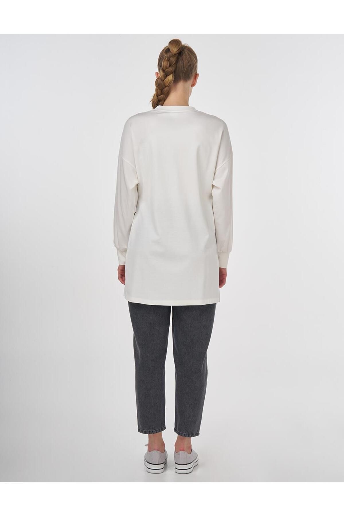 KYR-Visually Printed Knitted Sweatshirt Ecru 5