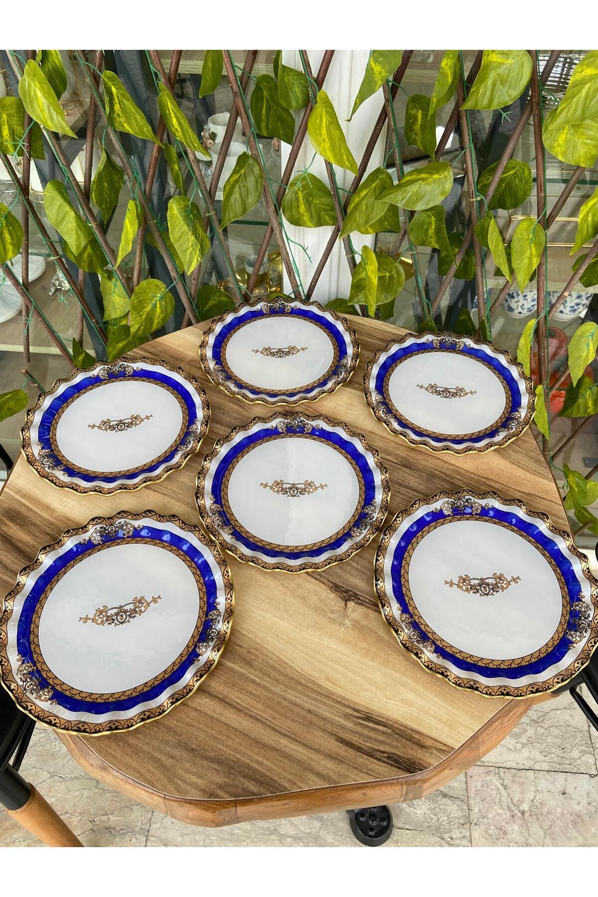 GÜRCÜGLASS-Crown Model Serving Plate. 2