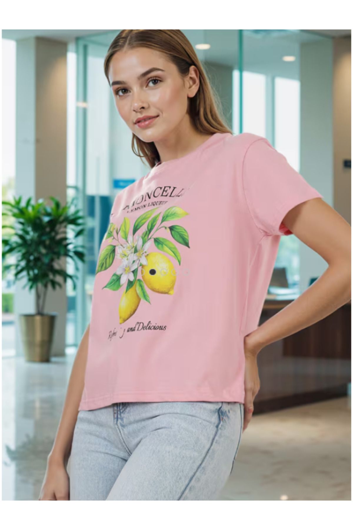 ButikHabush Kadın Yaprak ve Limon Desenli Pembe T-Shirt
