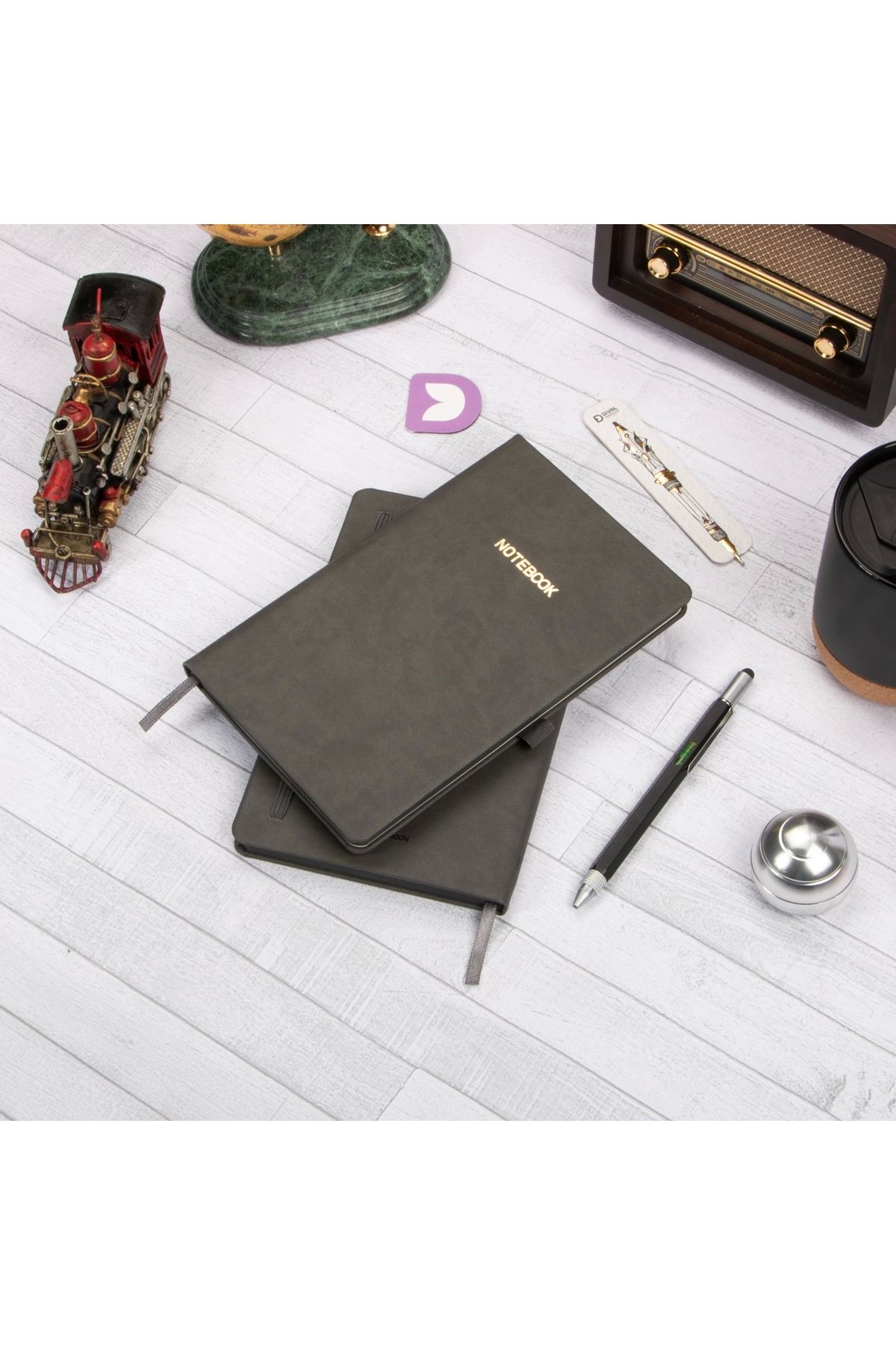 DİVAL 13x21 cm Füme Deri Sert Kapak Noktalı Tarihsiz Dikişli Defter