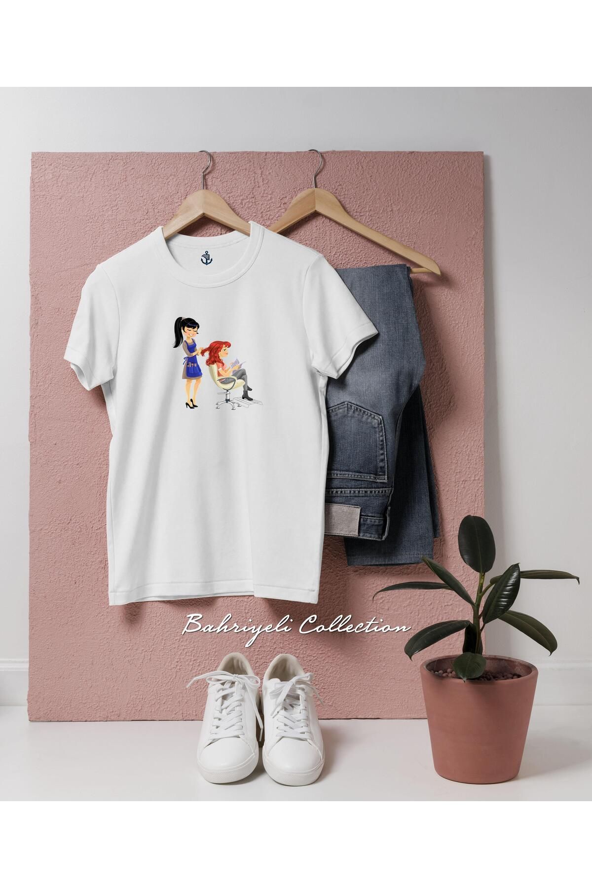bahriyeli.jpeg Oversize Woman hairdresser woman red hair illustration Tasarımlı Unisex T-Shirt