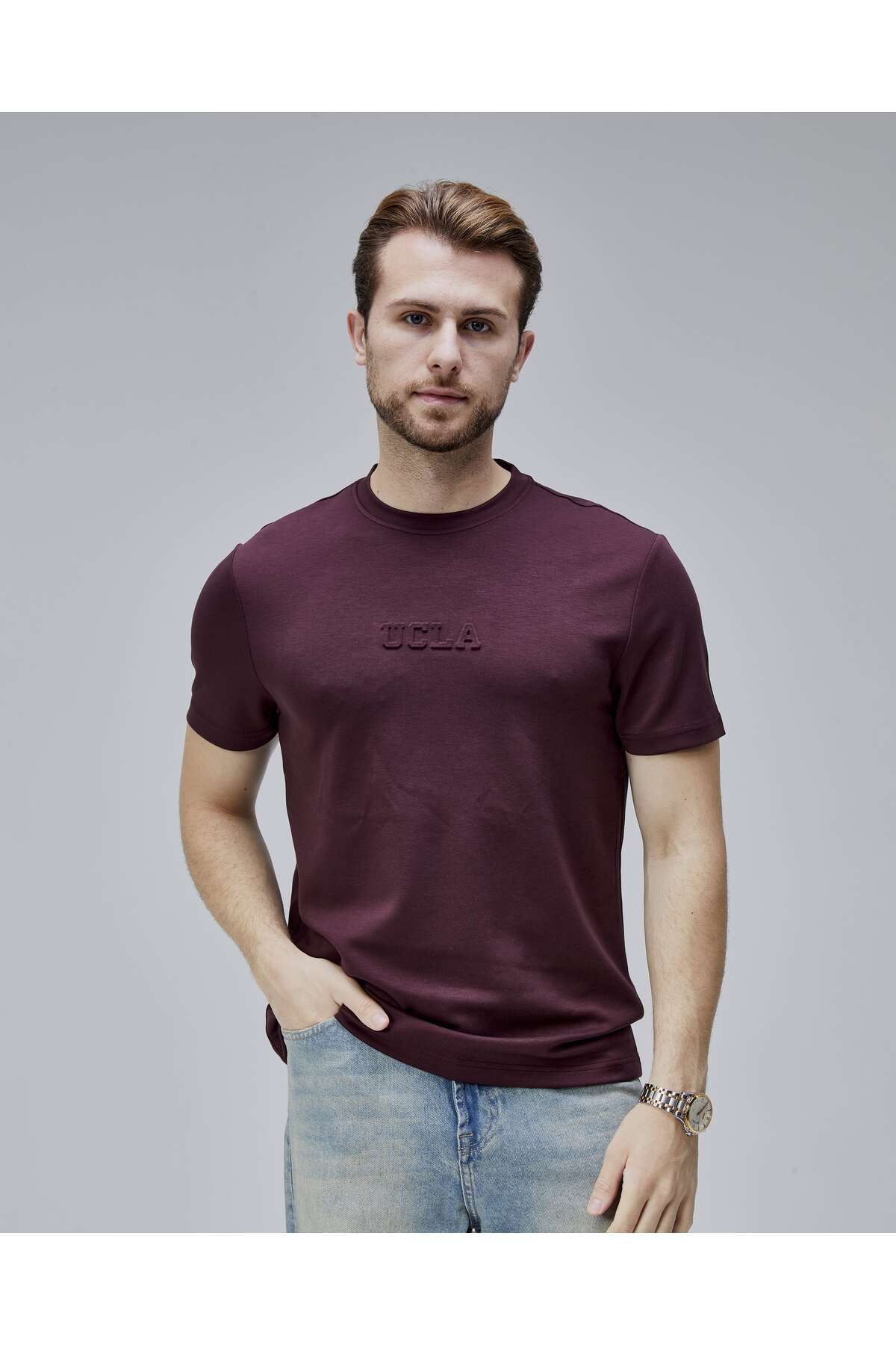 UCLA CANARY Bordo Bisiklet Yaka Gofre Baskılı Standard Fit Erkek Tshirt
