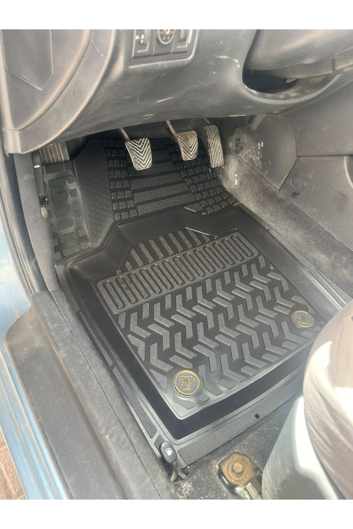 luxomat Seat grubu üniversal 4d havuzlu oto paspas