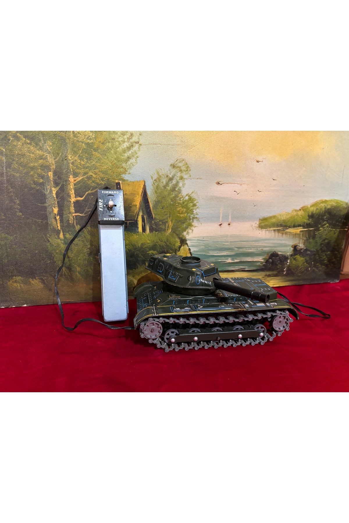 tayfuntufan antika koleksiyon 1970’s japon modern toys teneke tank 25 cm 12 cm 10 cm ölçülerinde