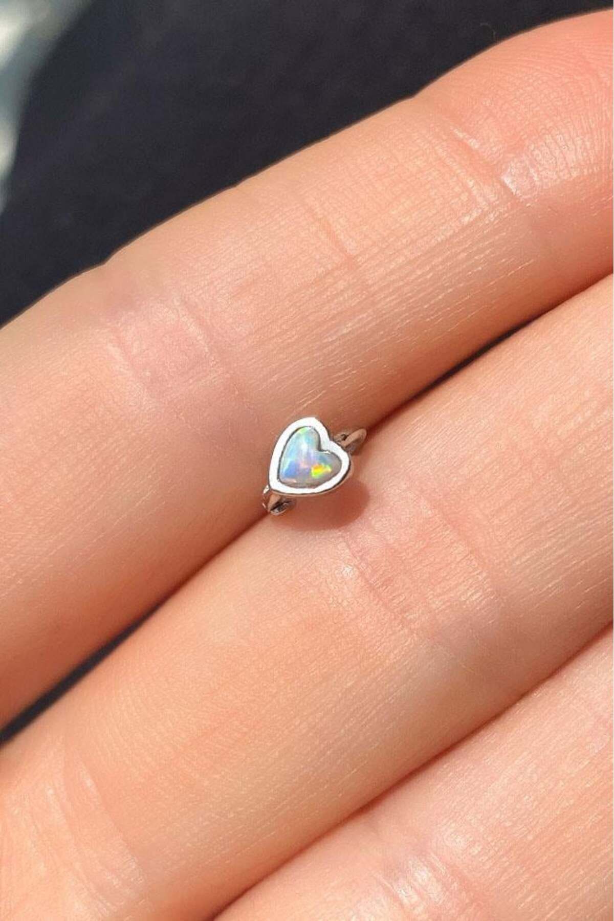 Spossy Silver Jewelry Opal Taşlı Kalp Halka Piercing Küpe