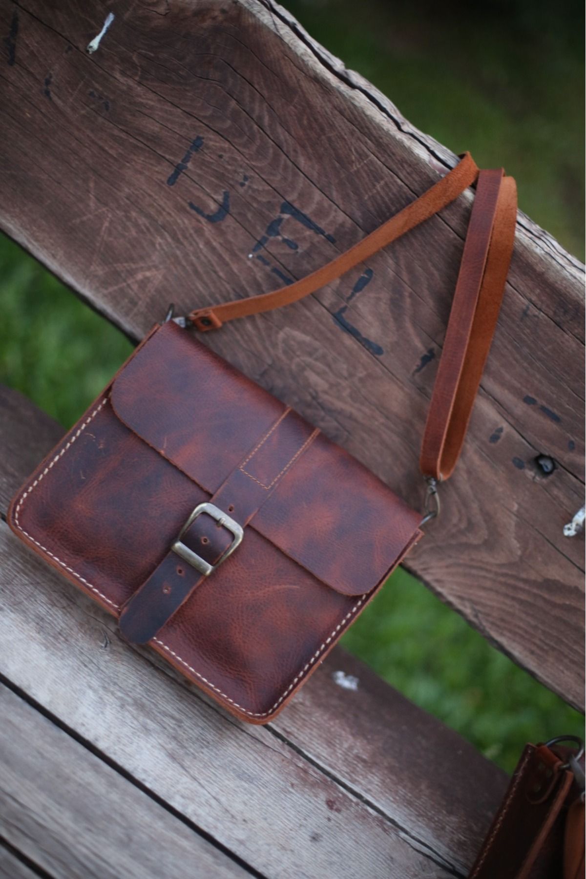zarif atölye Postino el yapımı deri çanta handmade Leather