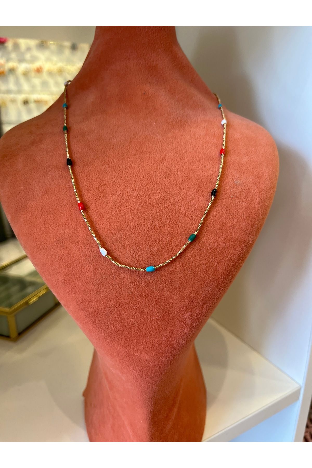 gozdeasutayaccessory Yazlık renkli kolye Çelik