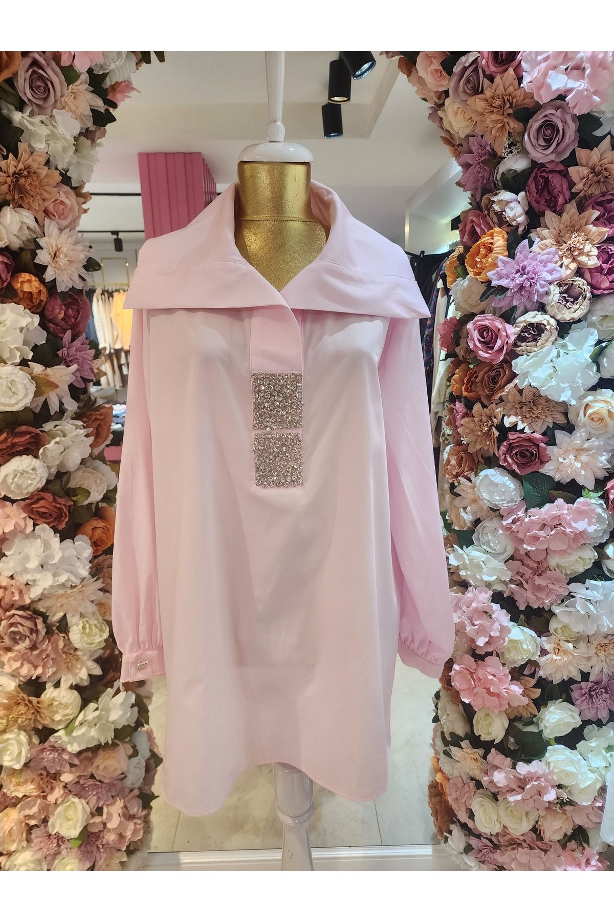 Esse kadın pembe tunik