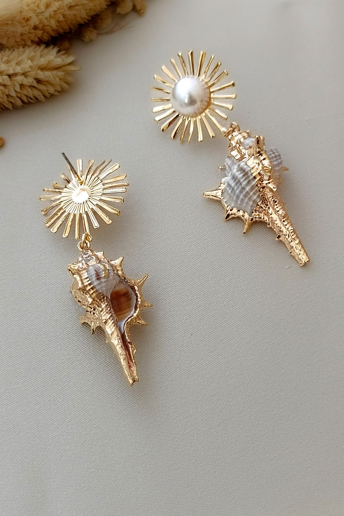 COSİTA-Seashell Gold Sun Figure Large Size Pearl Detail Long Dangle Earrings 8