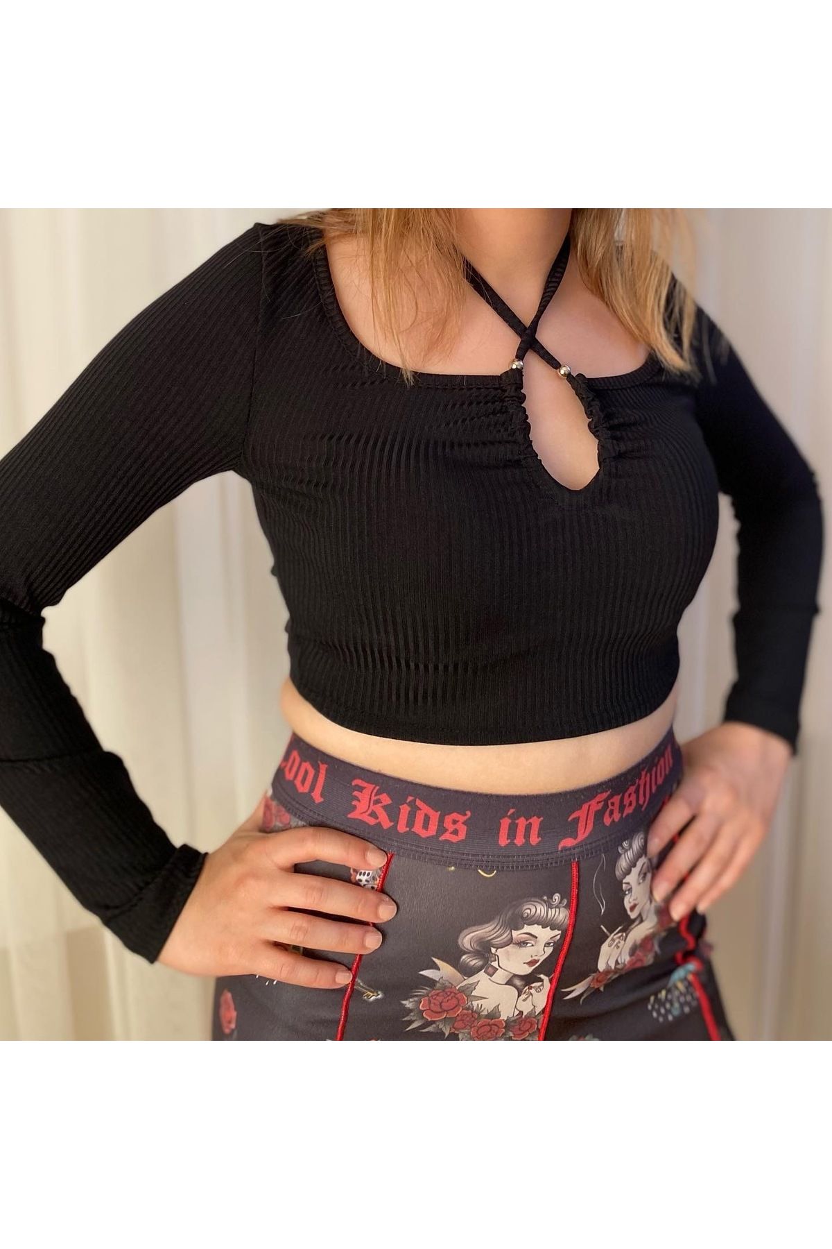 Kinzi Siyah Crop Body