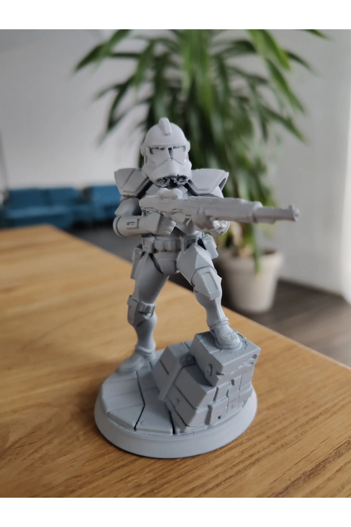 Clone Trooper 2 Figura – Giocattolo da collezione in plastica da 10 cm | Guerriero a tema spaziale