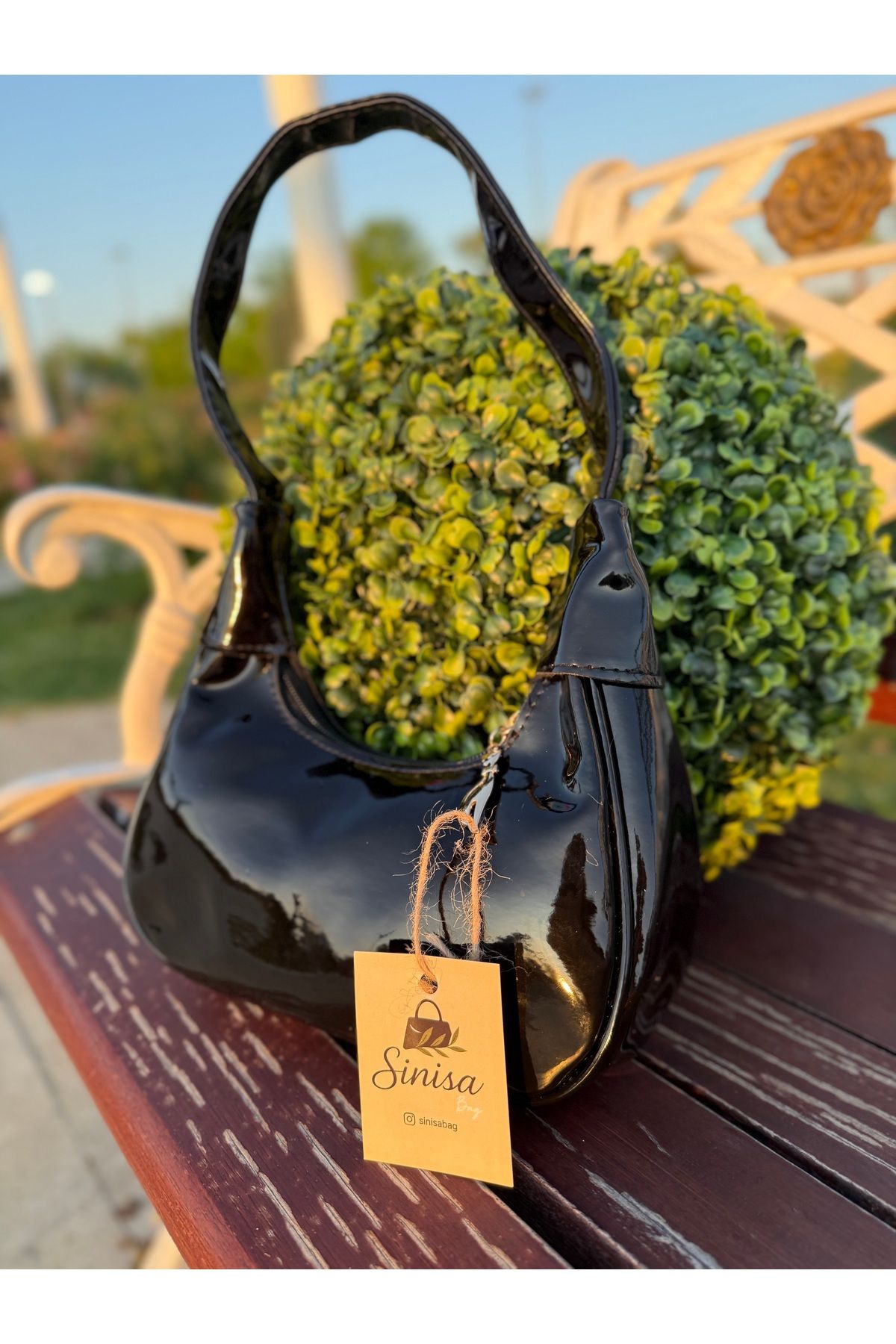 SİNİSA BAG Kadın Siyah Rugan Baguette Model Omuz Çantası