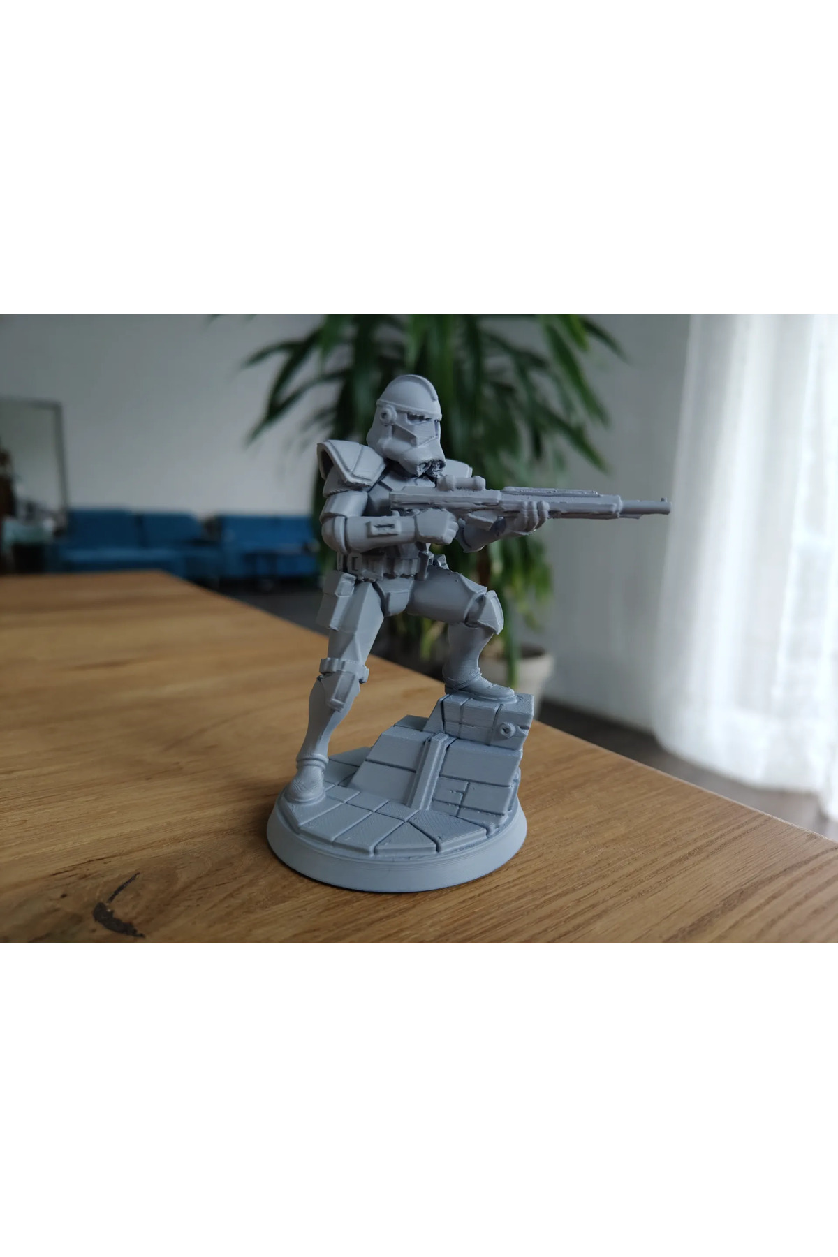 Clone Trooper 2 Figura – Giocattolo da collezione in plastica da 10 cm | Guerriero a tema spaziale