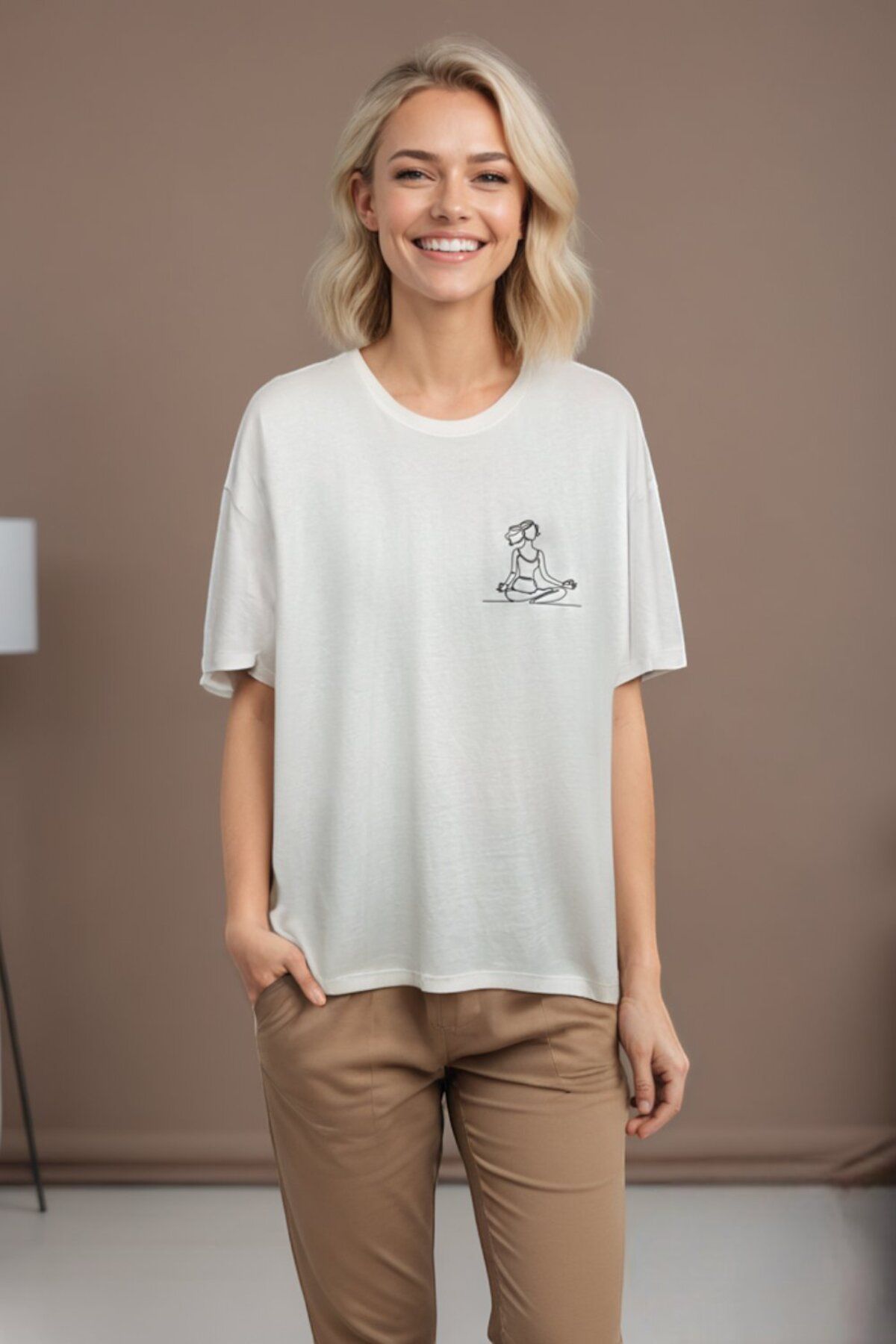 CANMODA Yoga Hâli Oversize Tişört - Beyaz