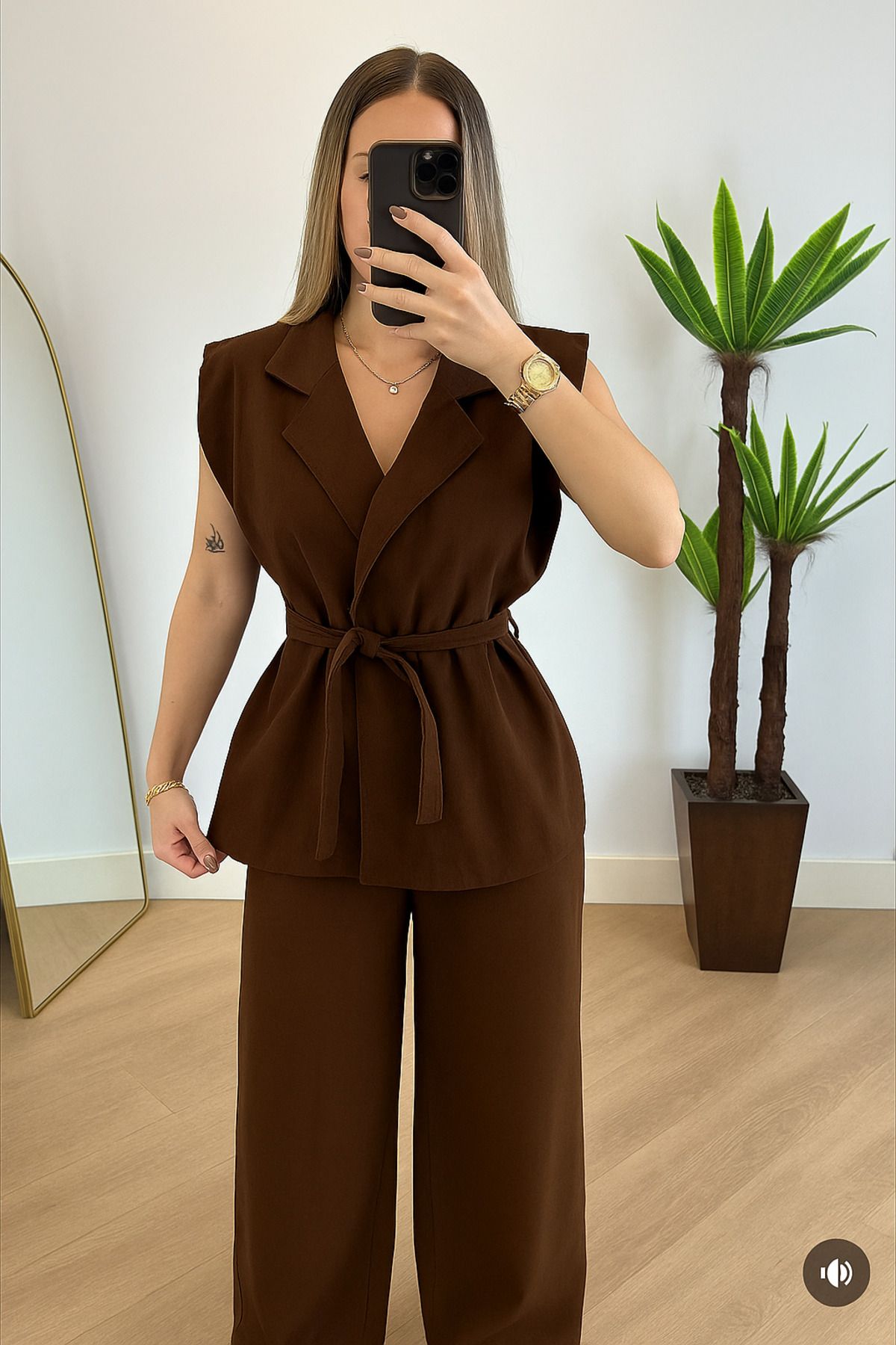 Beyza Yelekli takım