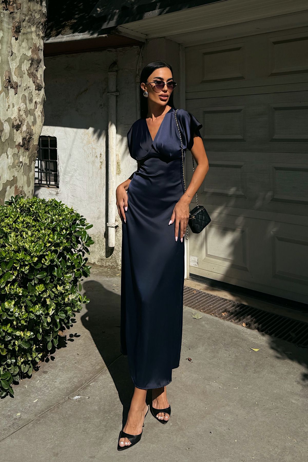 Fav Style Kadın V Yaka Kısa Volanlı Kol Uzun Saten Elbise Lacivert