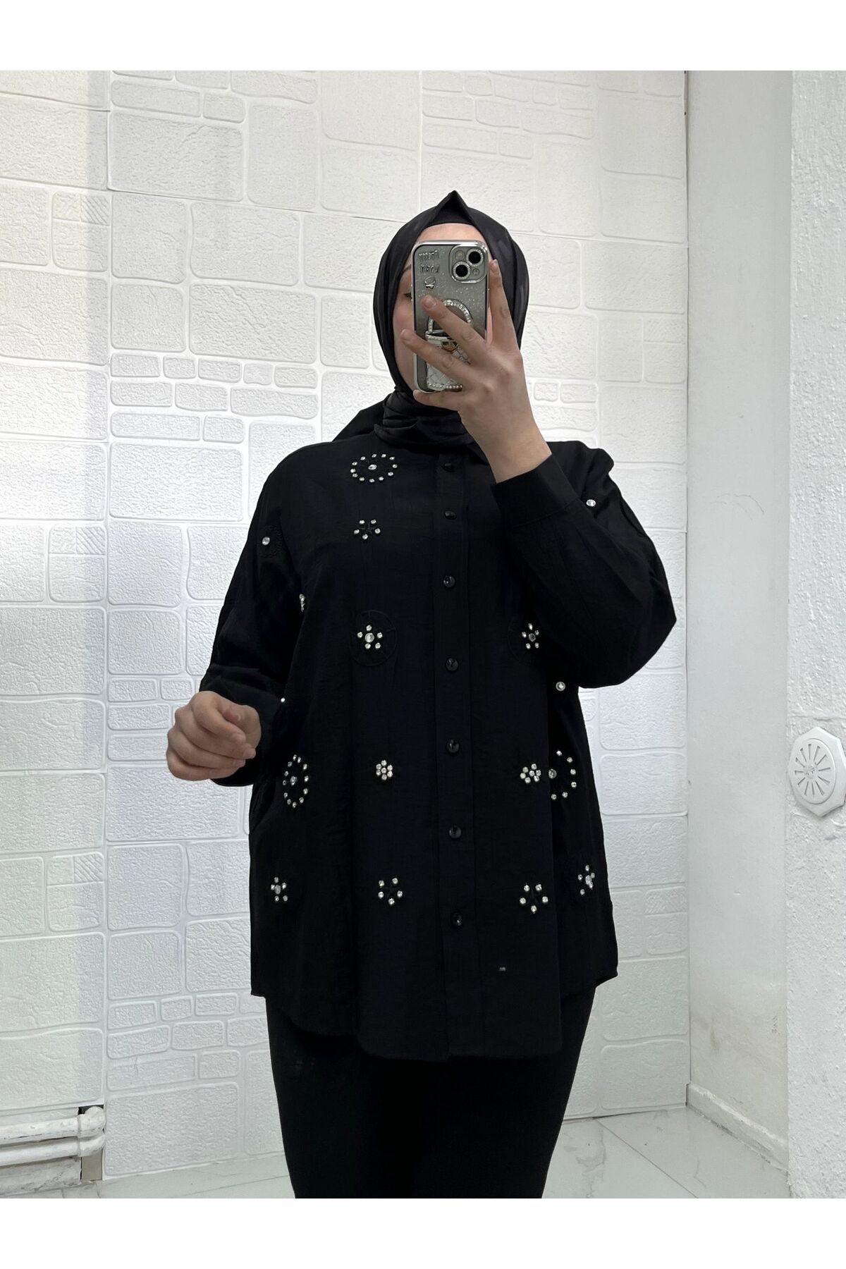 Zeynep Butik Çilek Kumaş Taşlı Gömlek 1747