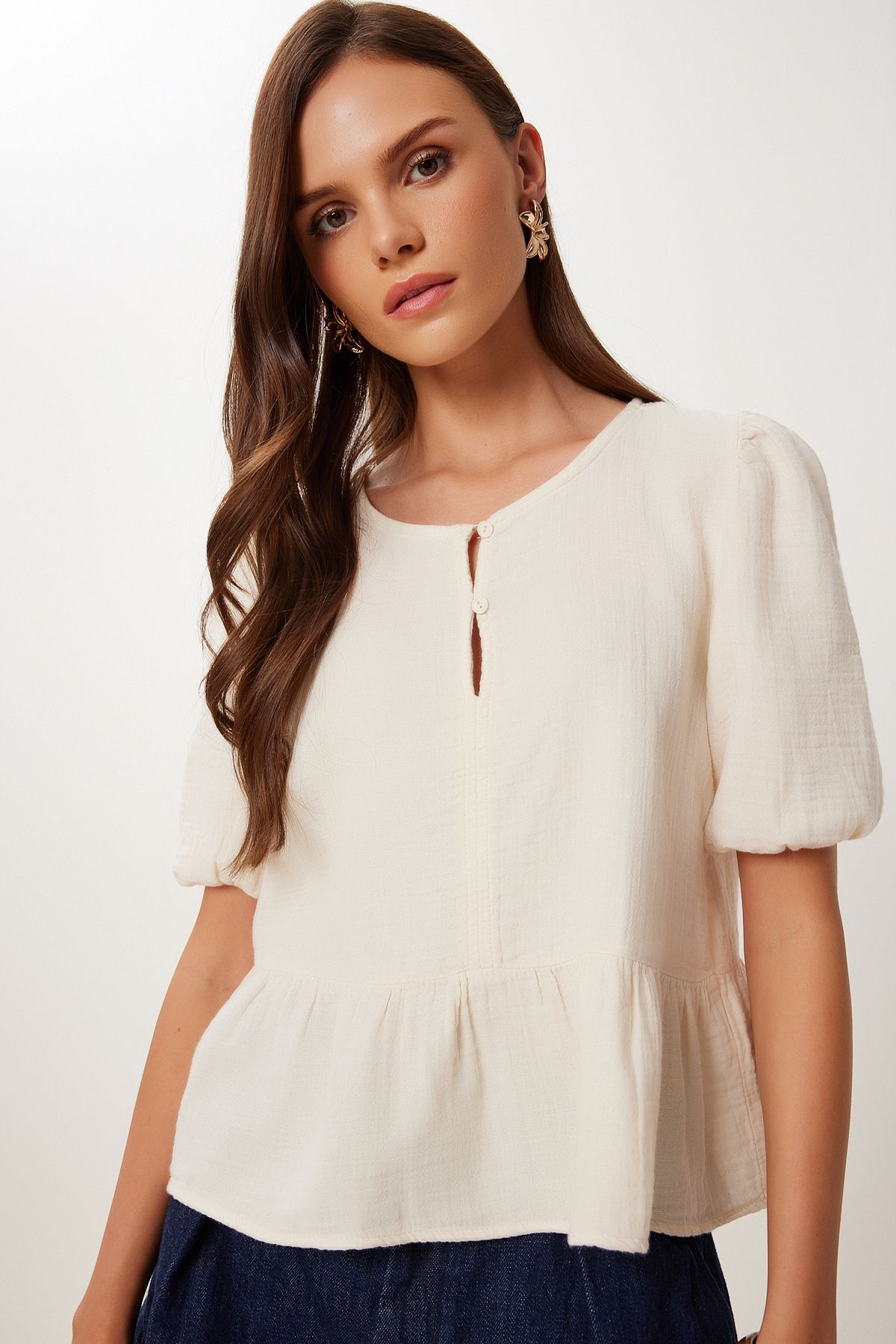 Lovelyİstanbul Volanlı Müslin Bluz KREM LMX0091