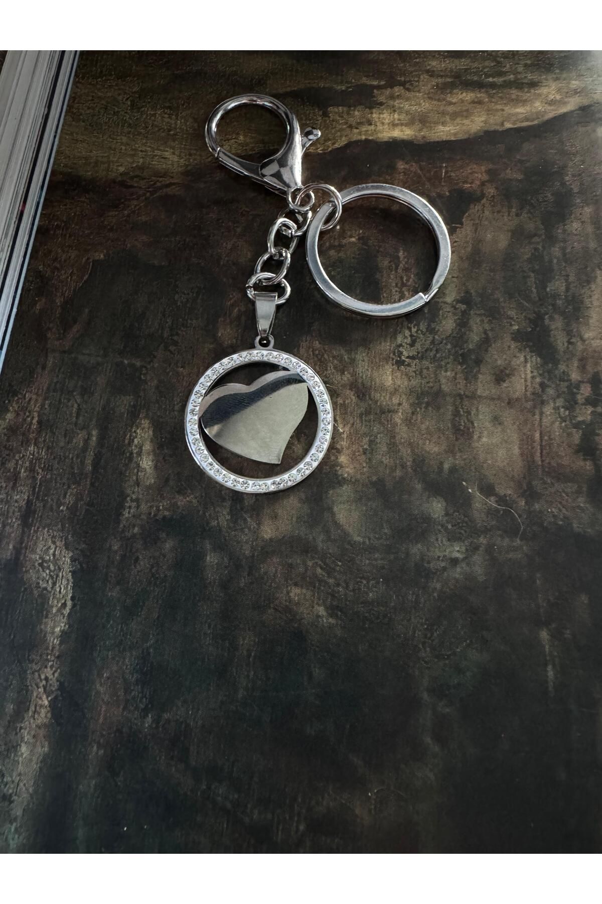 LAİKA Charm Takılabilir Taşlı Kalp Anahtarlık