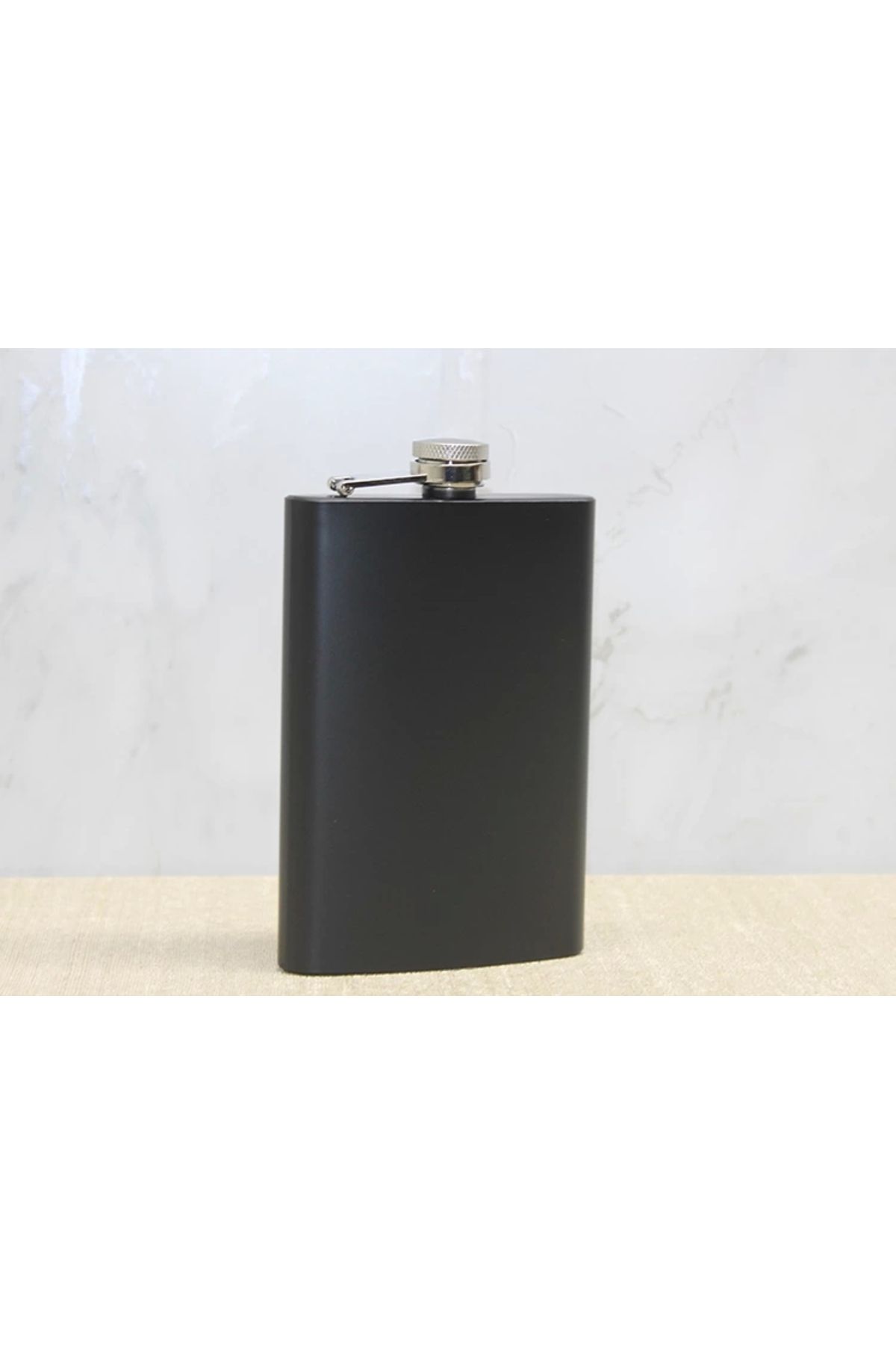 Generic Tekli Siyah 9 Oz Matara