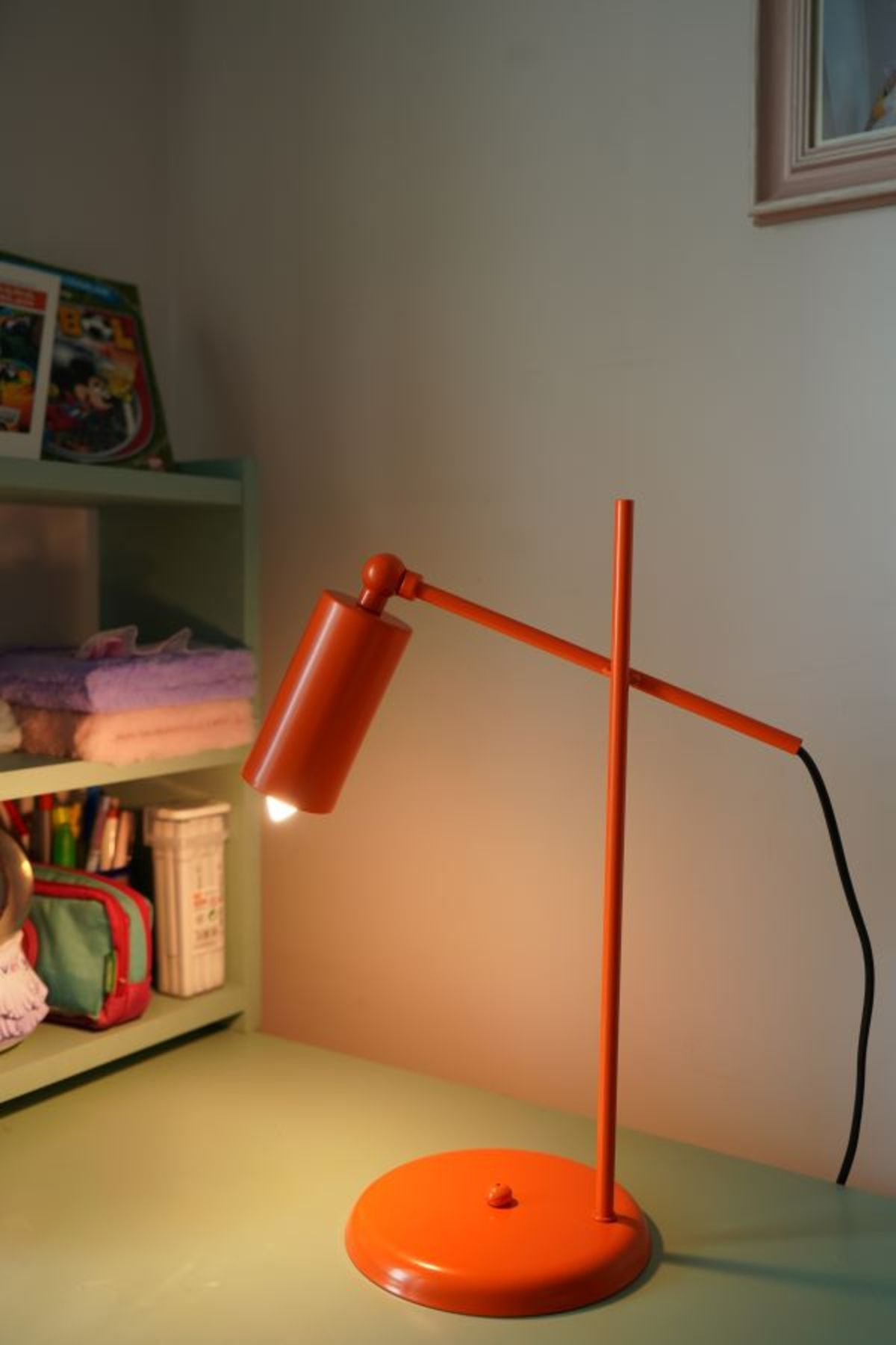 retro home design Tasarım Model Turuncu Oynar Başlıklı Metal Çalışma Odası Salon Dekoratif Elektrikli Masa Lambası