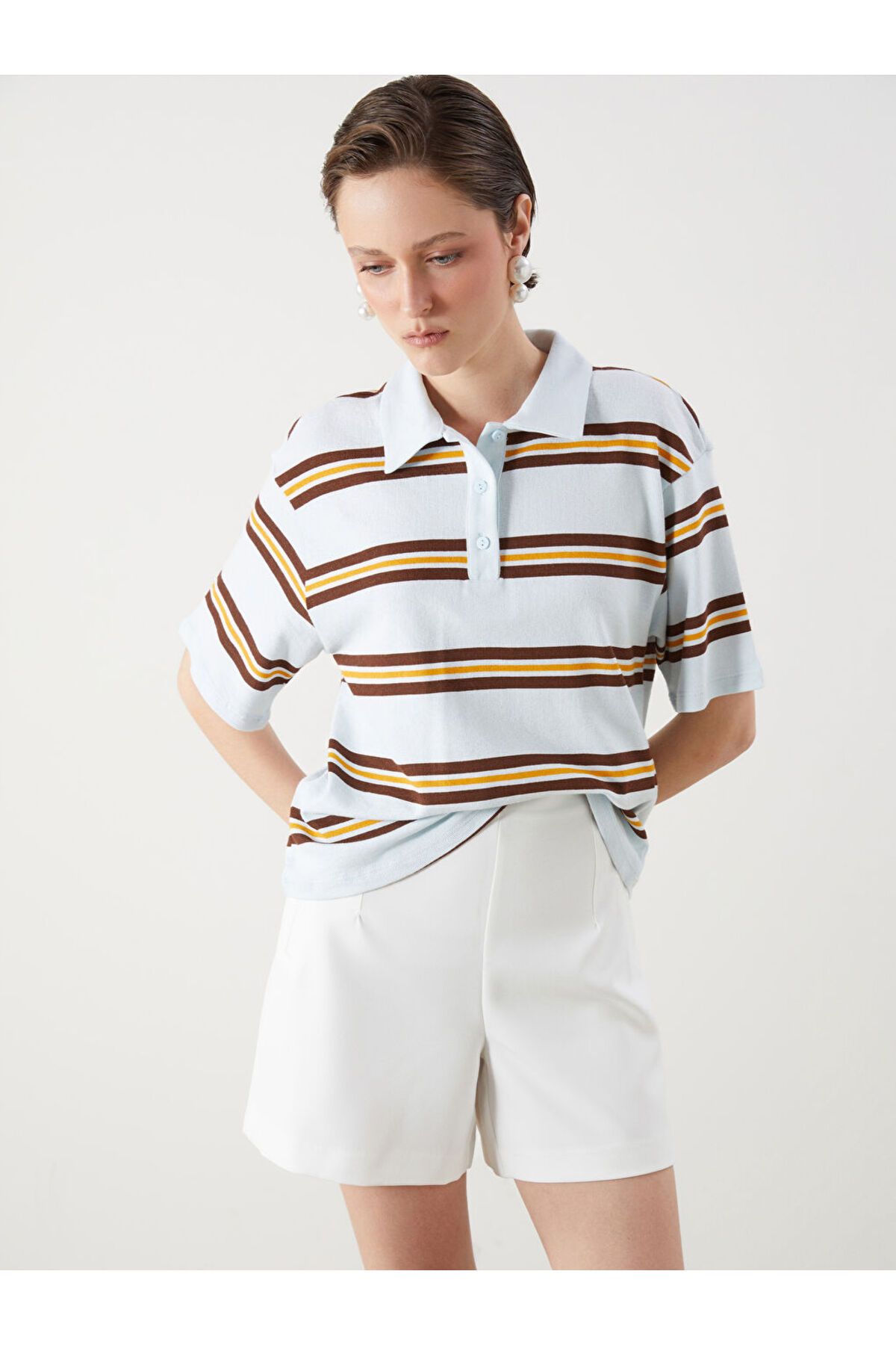LC Waikiki Polo Yaka Çizgili Kadın Tişört