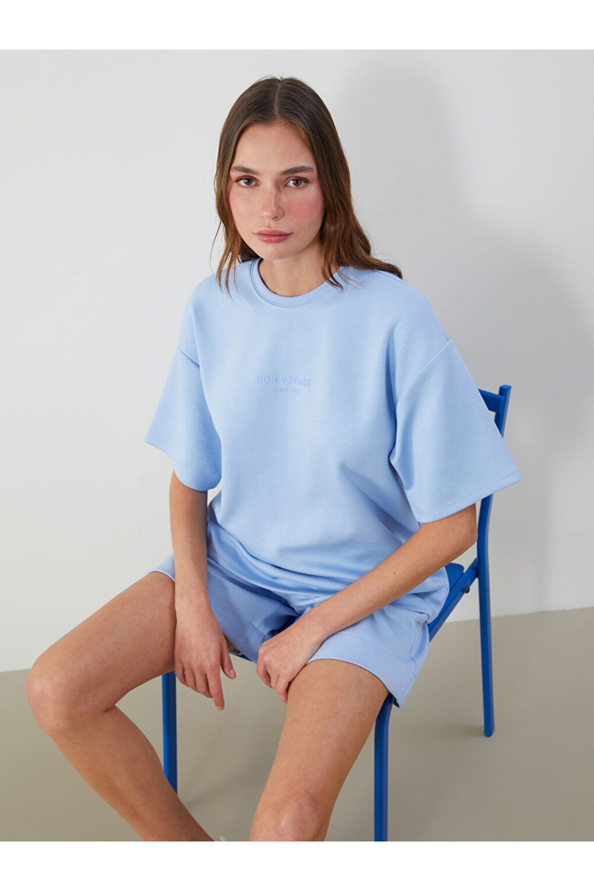 LC Waikiki LCW Bisiklet Yaka Baskılı Oversize Kadın Tişört