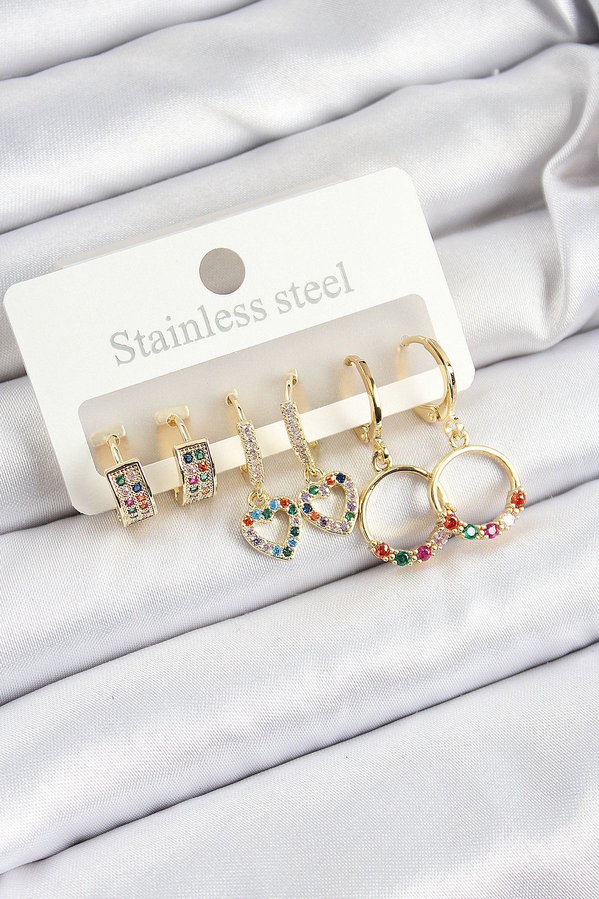 LovelymCo Pirinç Zirkon Taşlı Kalp Ve Halka Model Gold Renk 6'Lı Set Kadın Küpe - Lisinya