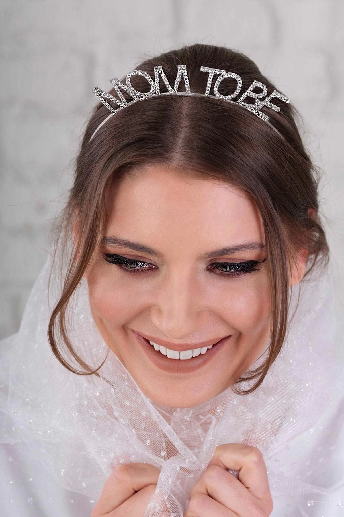 Nemere Kristal Taşlı Gümüş Renk Mom to Be Tacı Anne Tacı