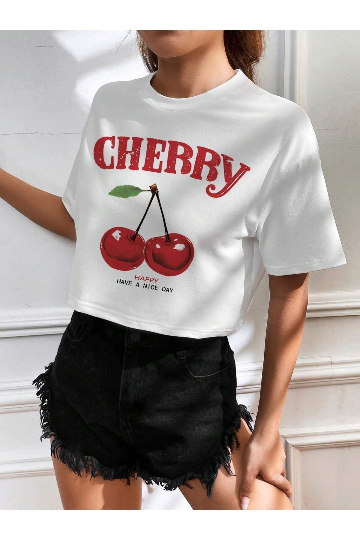 Gollinger KADIN Cherry Baskılı Beyaz Crop T-shirt