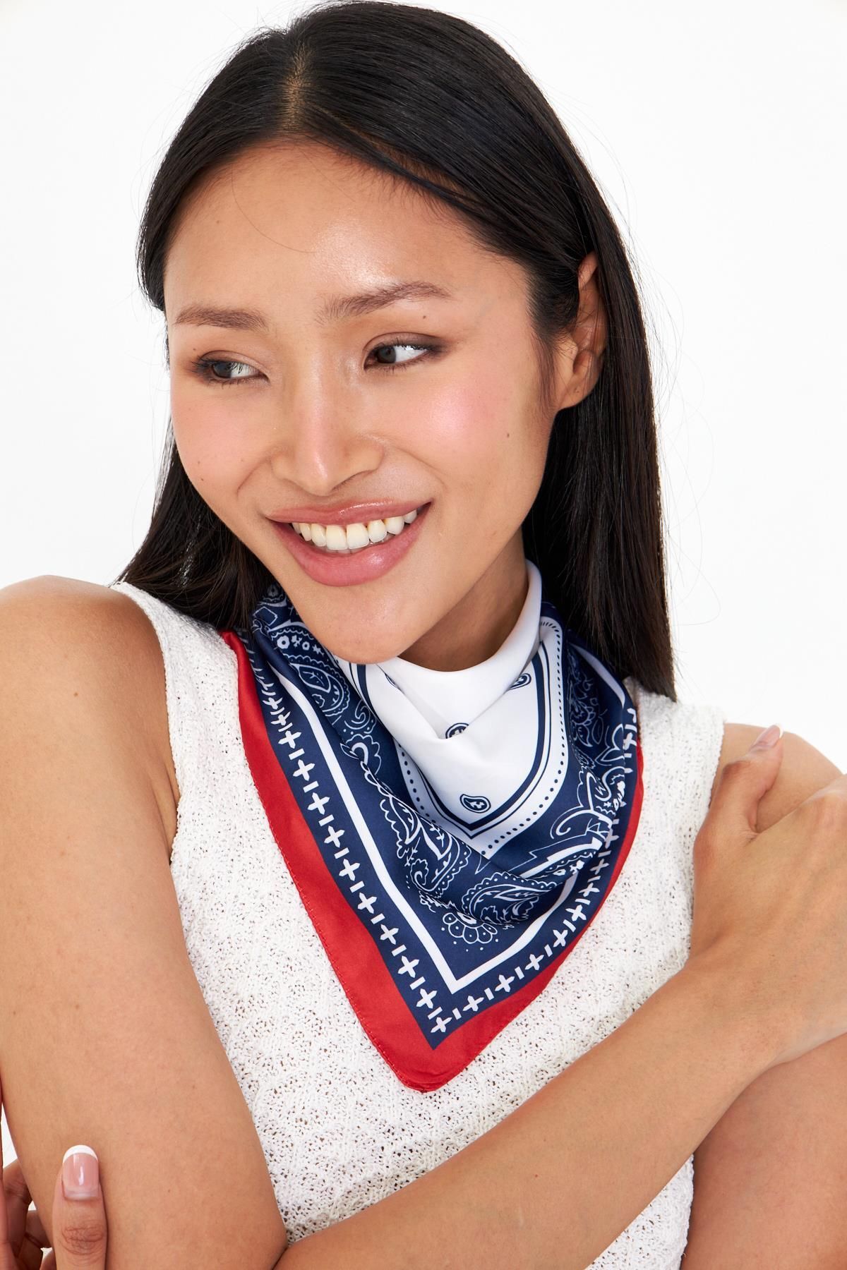 TIFFANY&TOMATO Desenli Bandana Fular