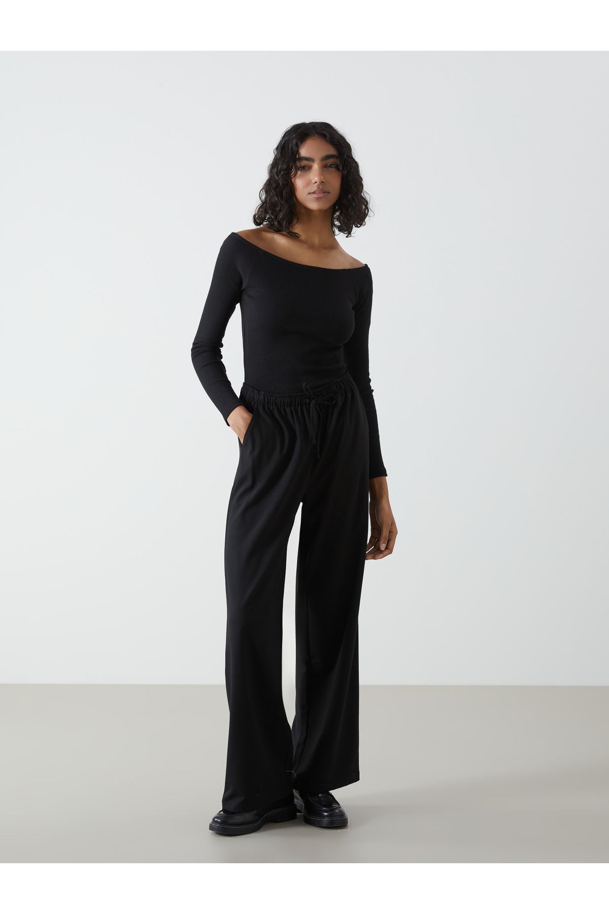 LC Waikiki Beli Lastikli Loose Fit Kadın Pantolon