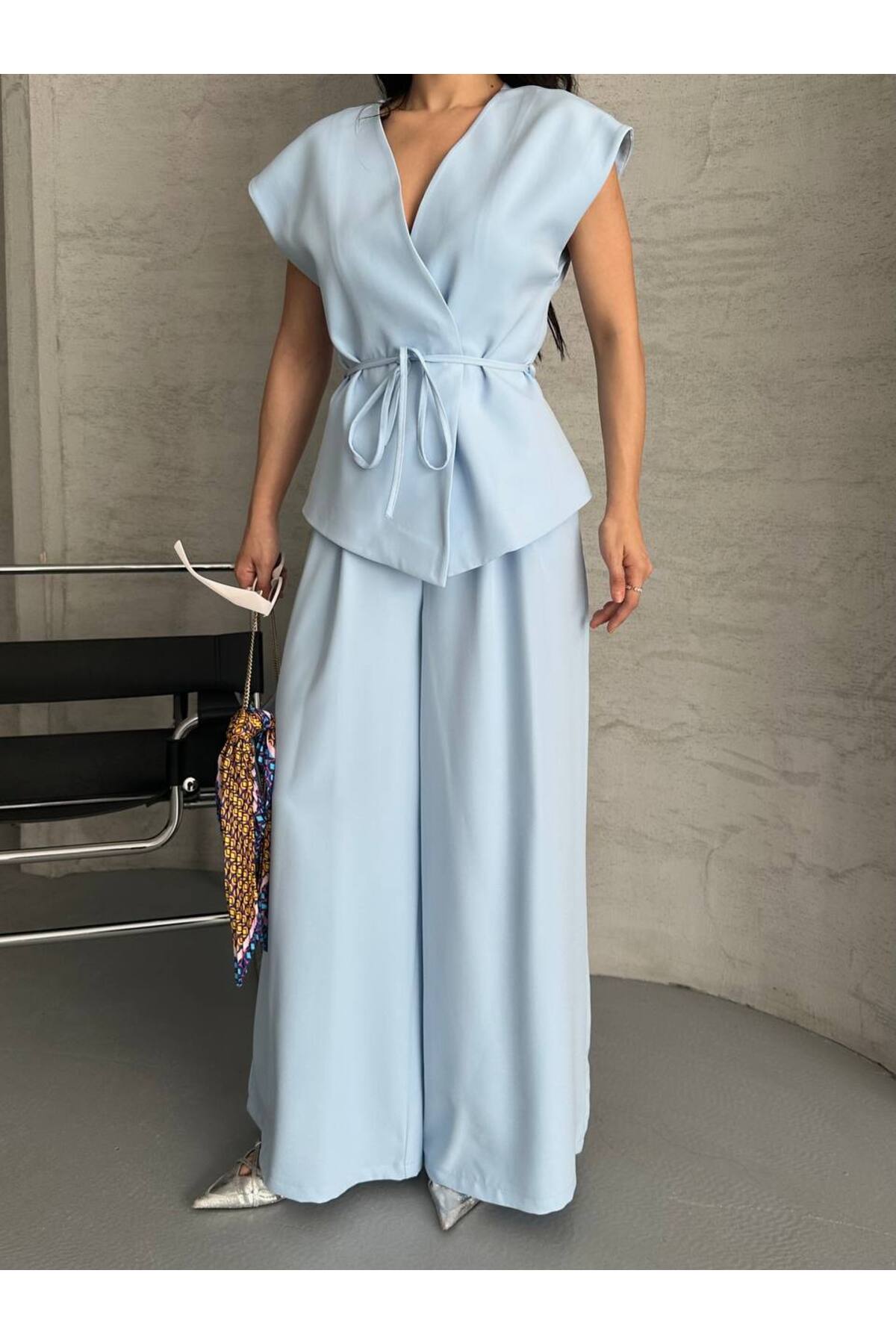 Ensemble gilet bleu bébé à nouer - Görsel 6