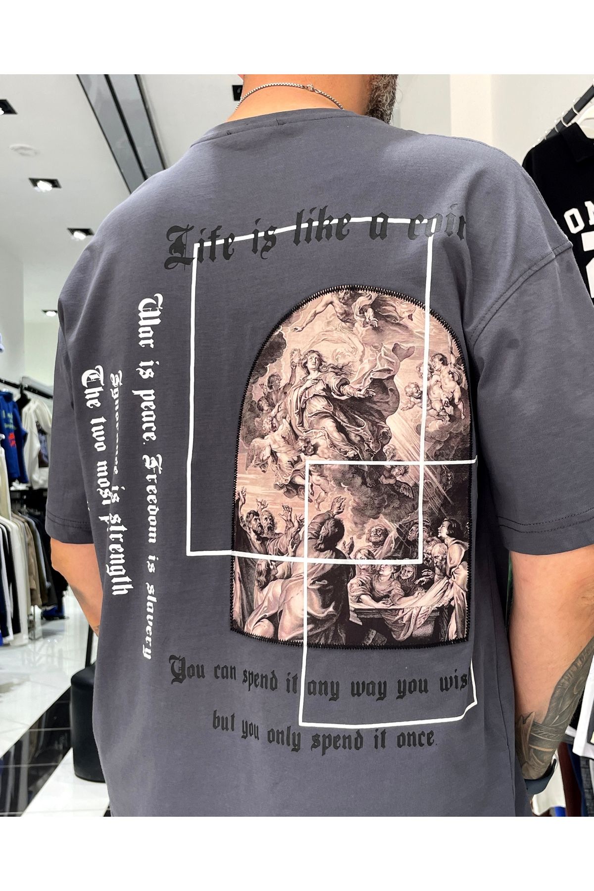 Higo Man Erkek Sırtı Antik Kumaş Baskı Oversize T-Shirt