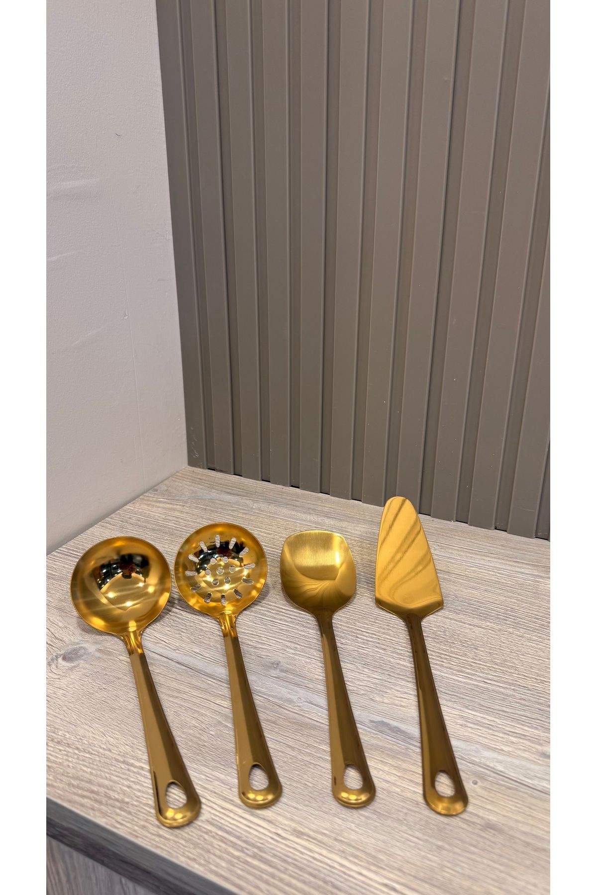 Snow Homs 4 Parça Spatula,Kepçe,Kevgir,Dilim Spatula Set Çelik Paslanmaz Çok Amaçlı