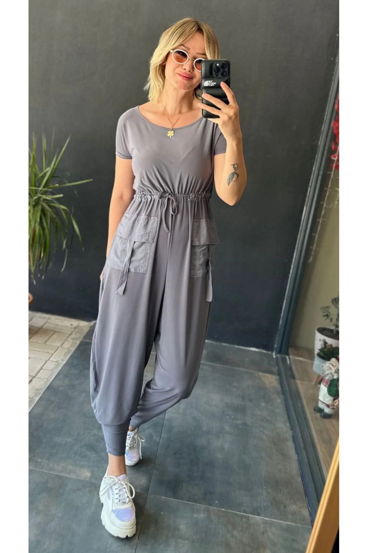 Butik Ayseba Kadın Gri Cepli Kısa Kollu Spor Tulum