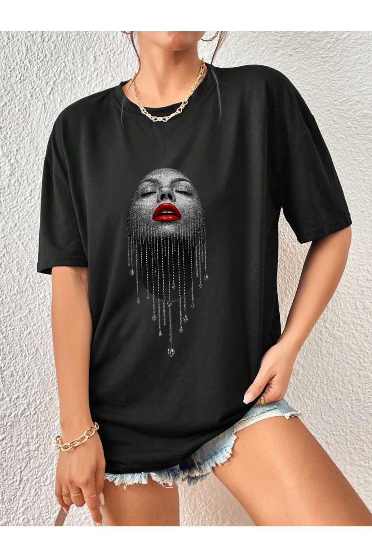 uyguntarz Unisex Pırlantalı Kadın Portresi Tasarım Basklı Tshirt
