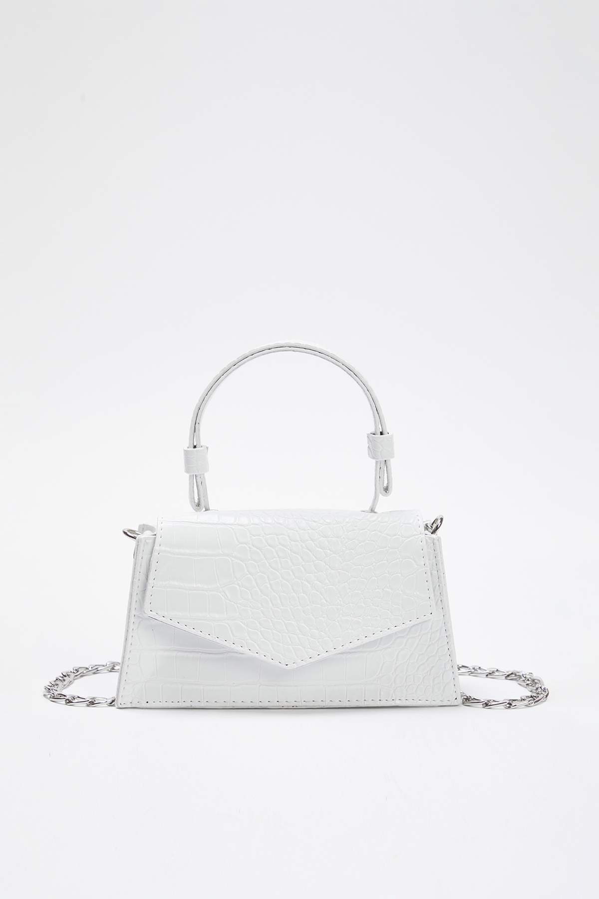 TRENDYOL SHOES Biała teksturowana torebka damska typu crossbody mini city TWOAW25OC00001