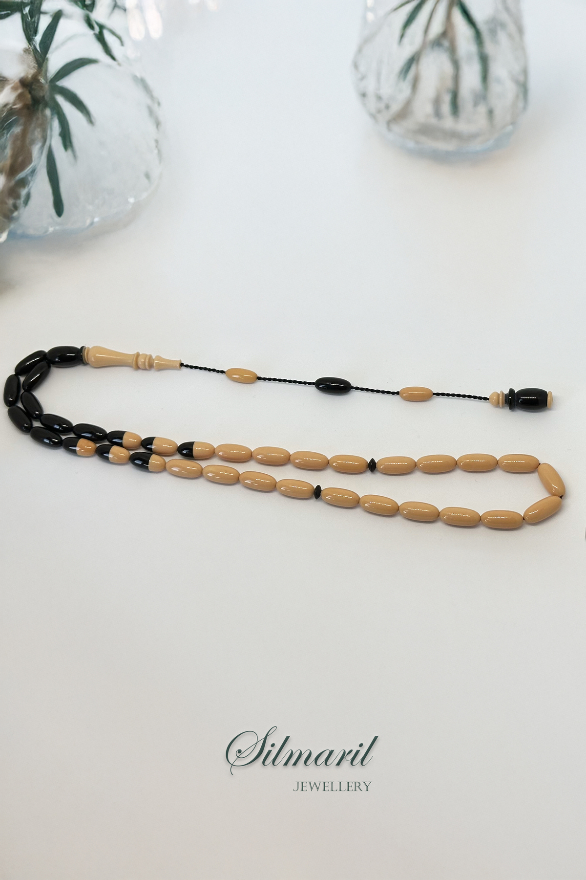 Güneşte Renk Değiştiren ve Zamanla Renk Alan Üst Segment  Siyah Beyaz Katalin Tesbih