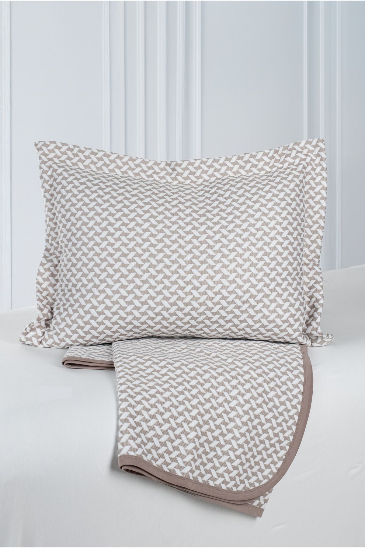 GAMA HOME-Jacquard Single Bedspread / with Special Design Bag / with Different Color and Pattern Options 2
